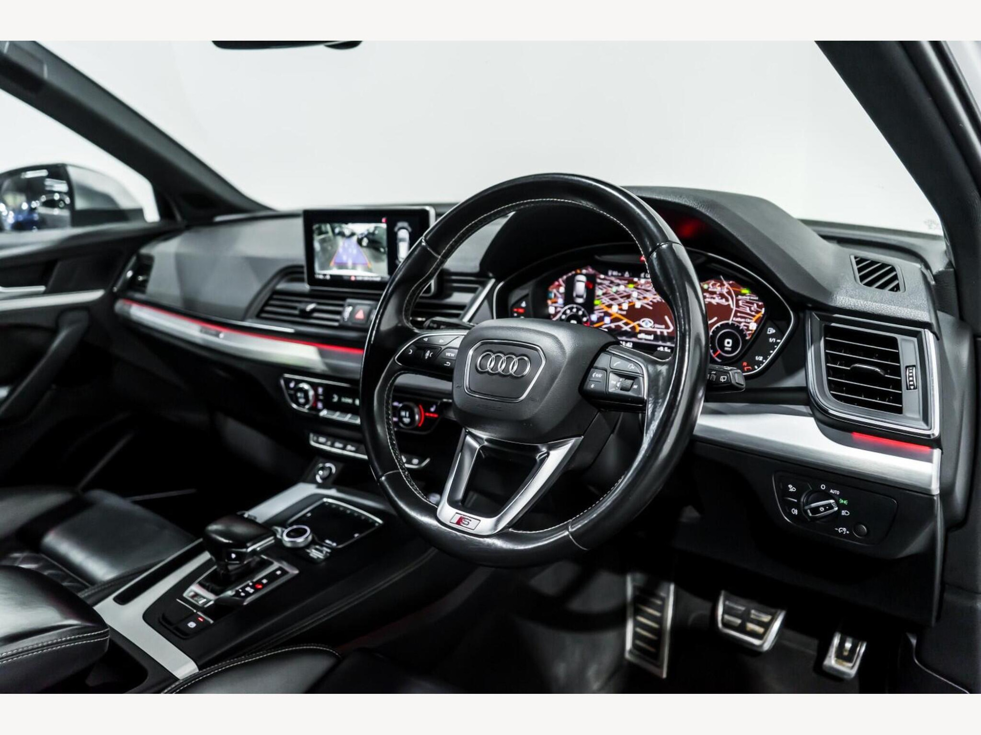 2017 Audi SQ5 image 10