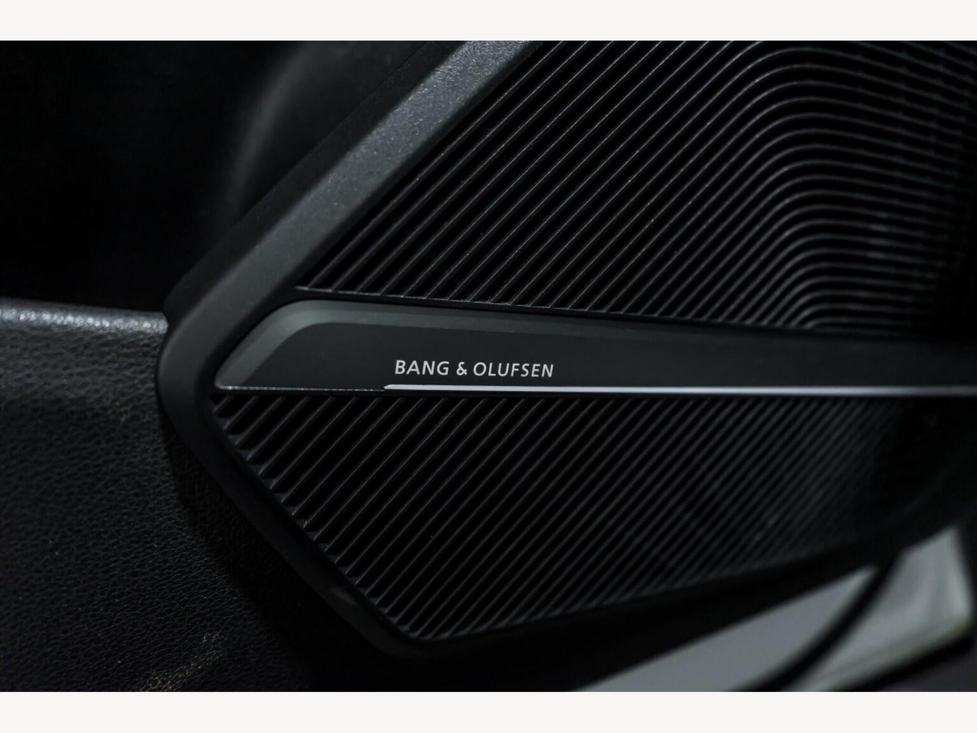 2017 Audi SQ5 image 16