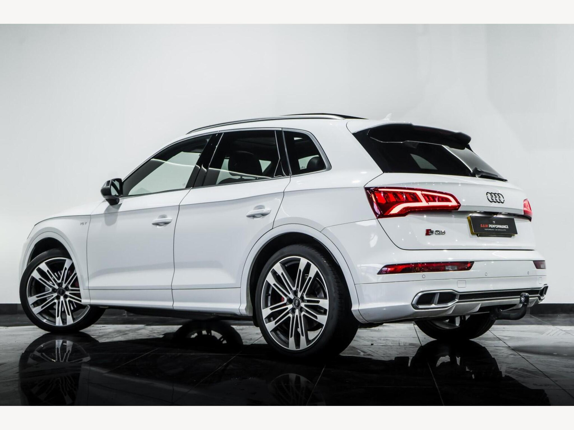 2017 Audi SQ5 image 4