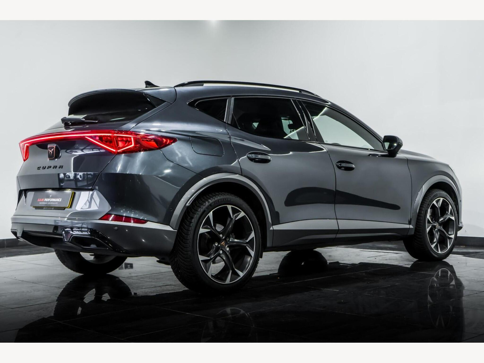 2021 CUPRA FORMENTOR image 6