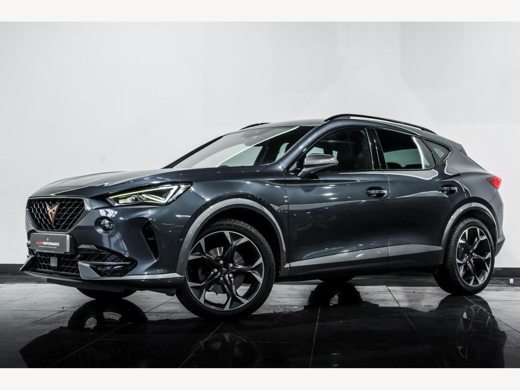 2021 CUPRA FORMENTOR image 2