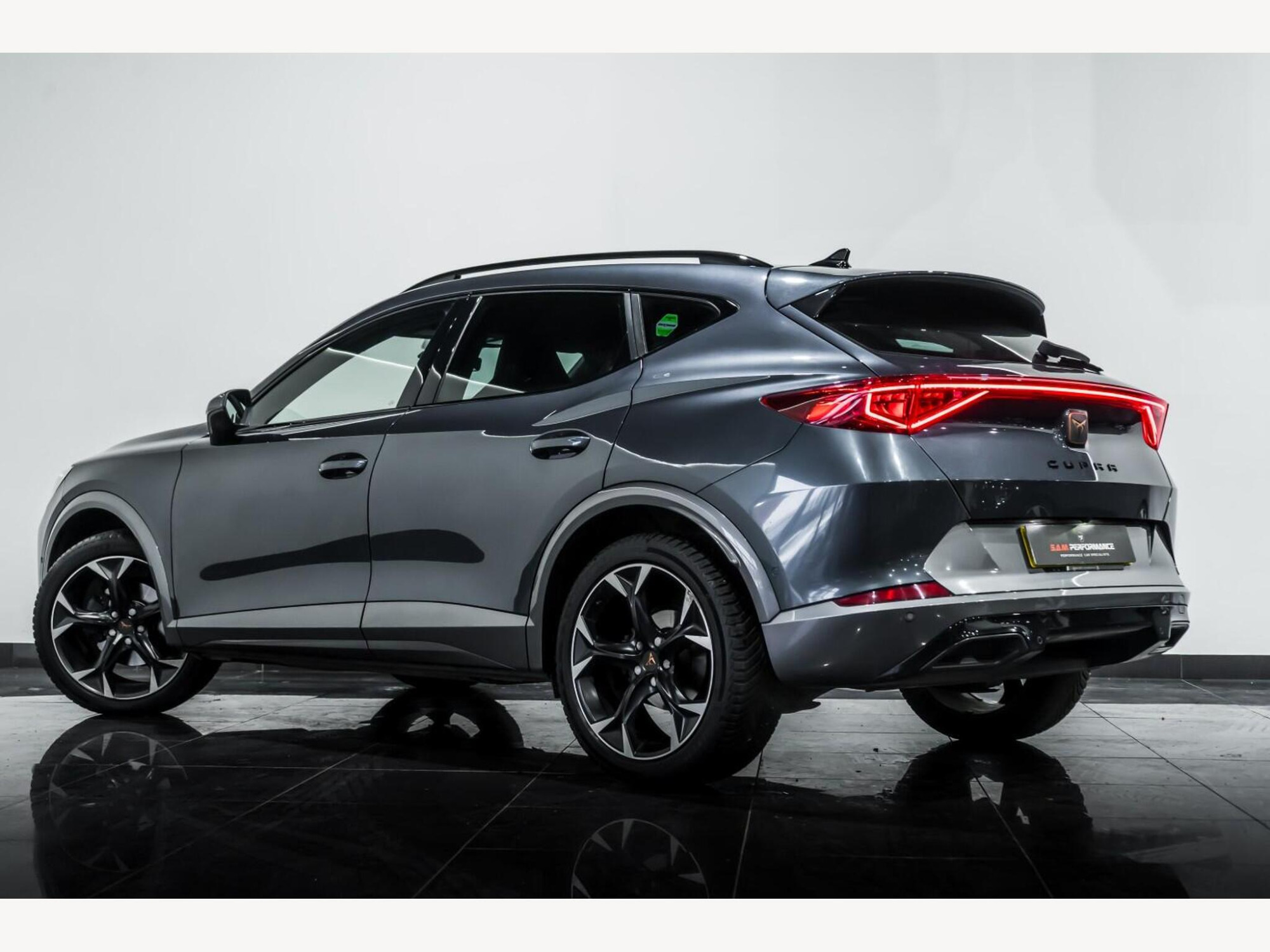 2021 CUPRA FORMENTOR image 4