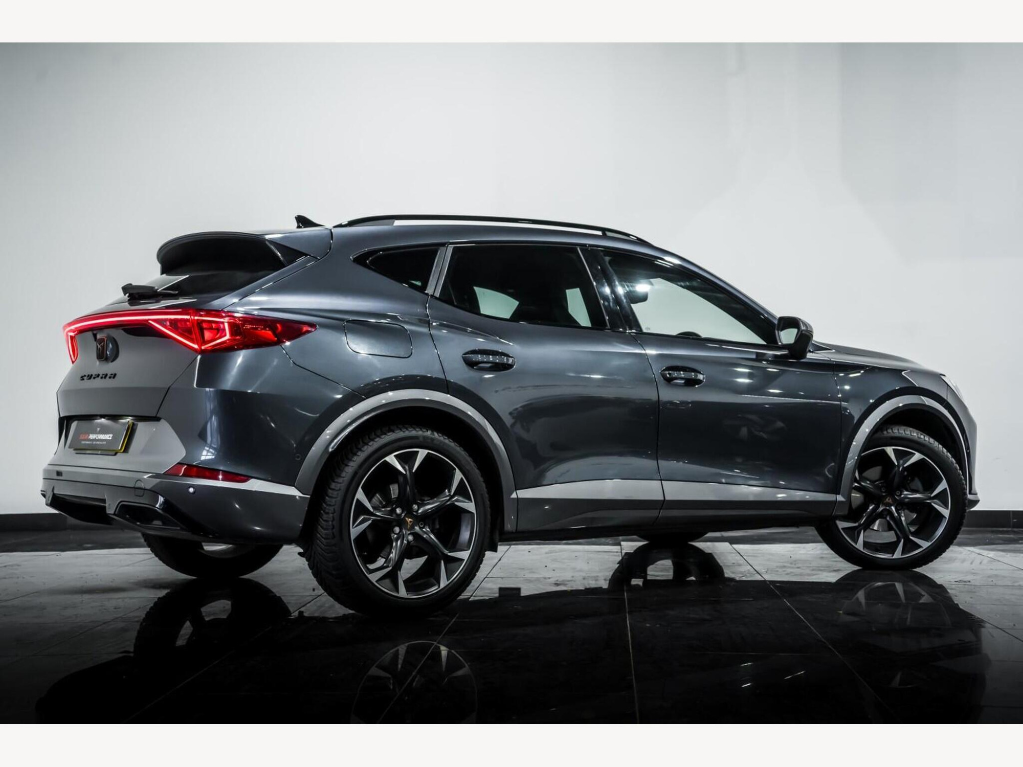 2021 CUPRA FORMENTOR image 3