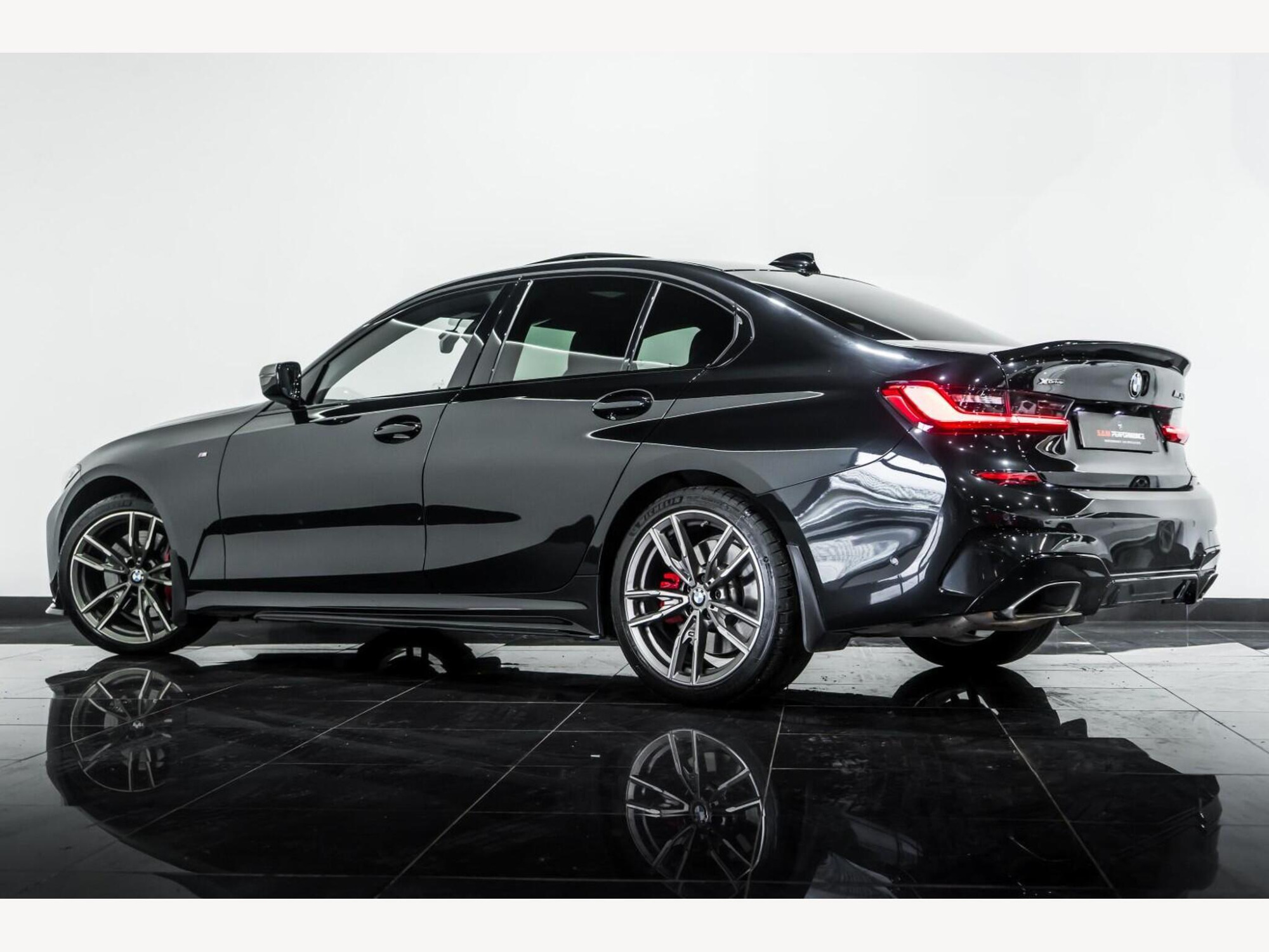 2021 BMW 3 SERIES image 4