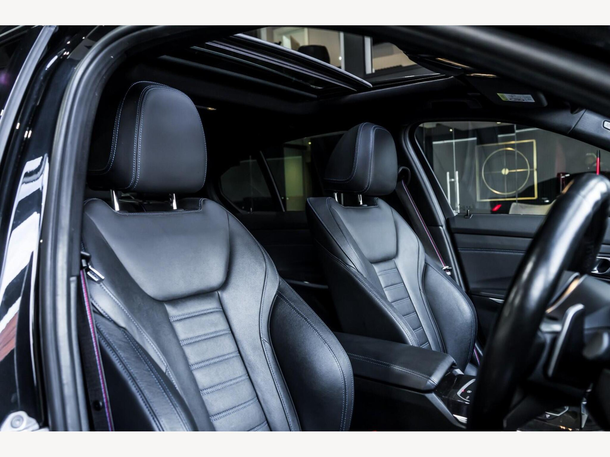 2021 BMW 3 SERIES image 11