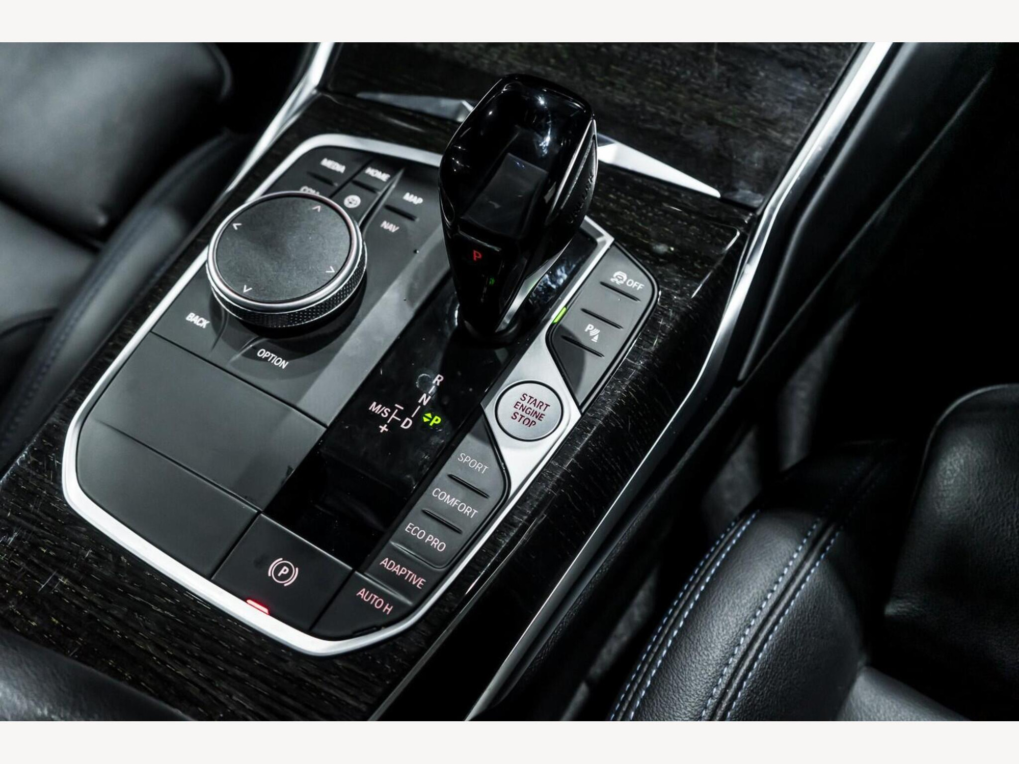2021 BMW 3 SERIES image 16