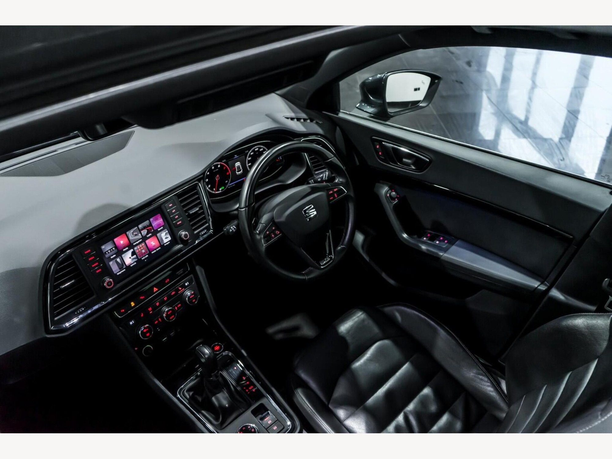 2019 SEAT ATECA image 10