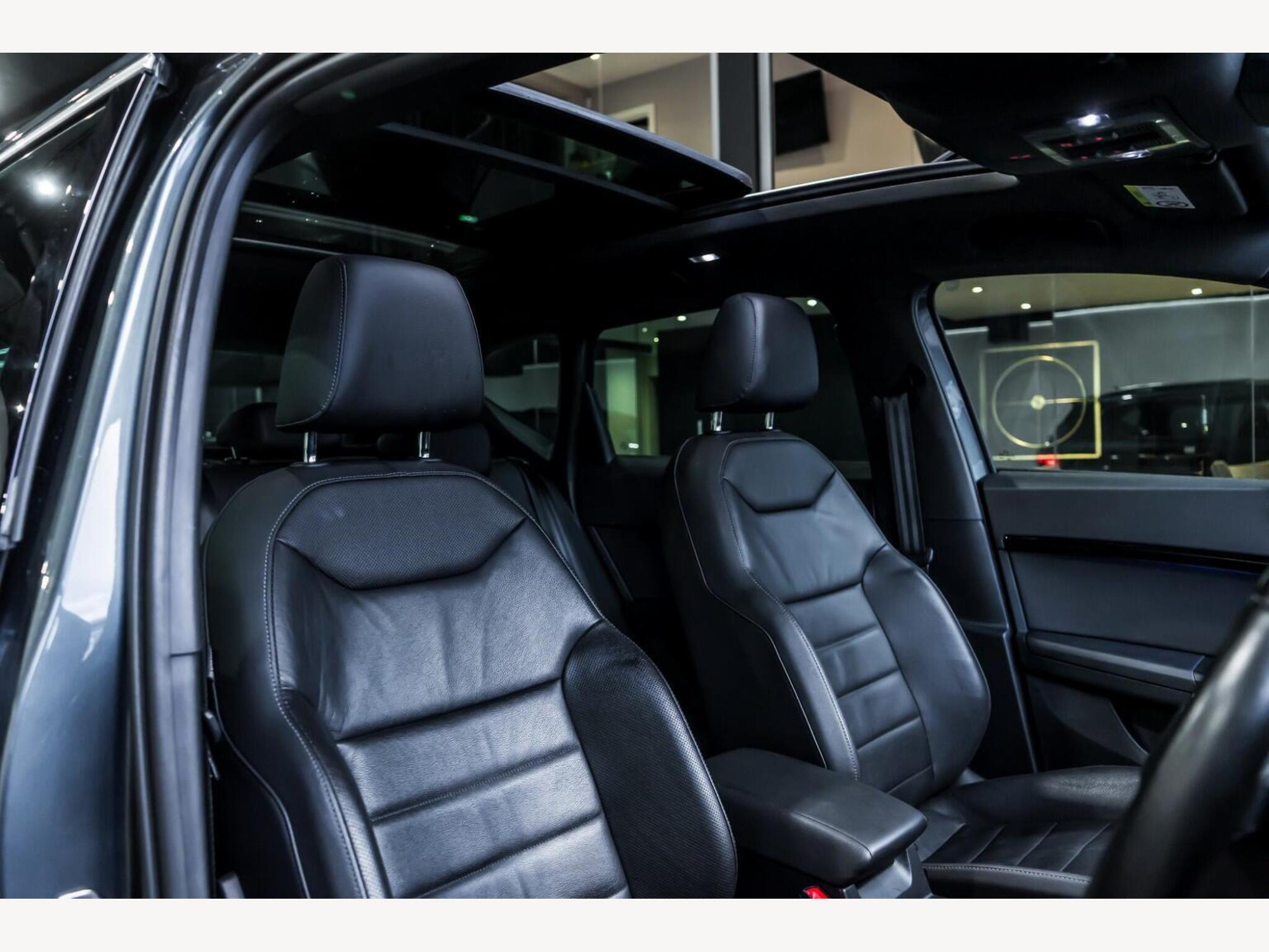 2019 SEAT ATECA image 11