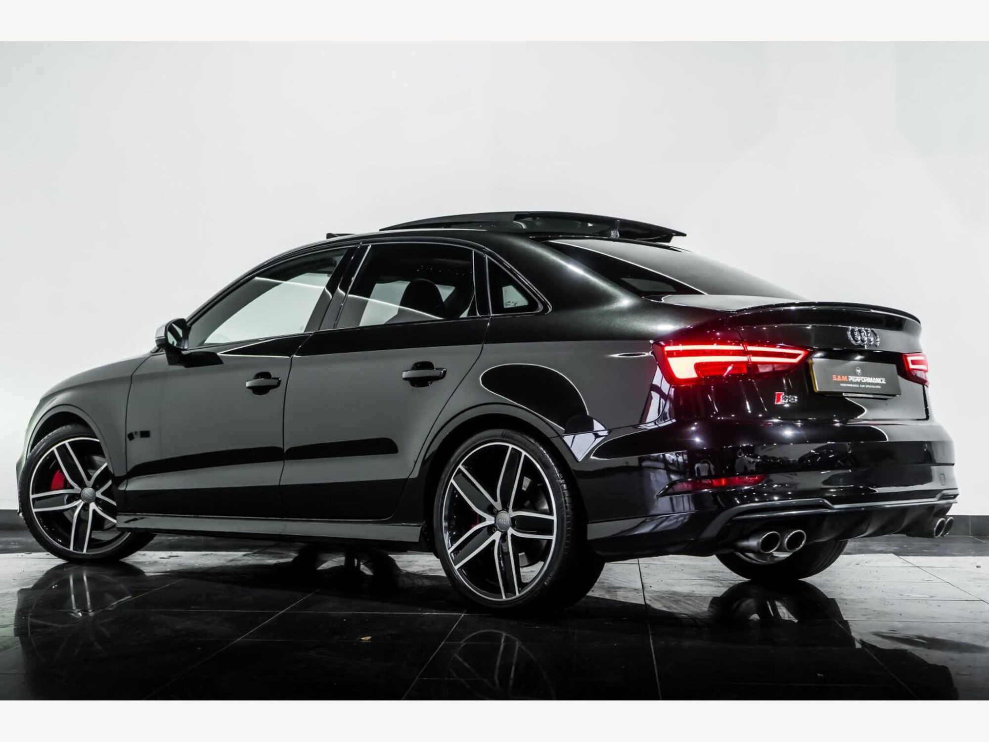 2019 Audi S3 image 4