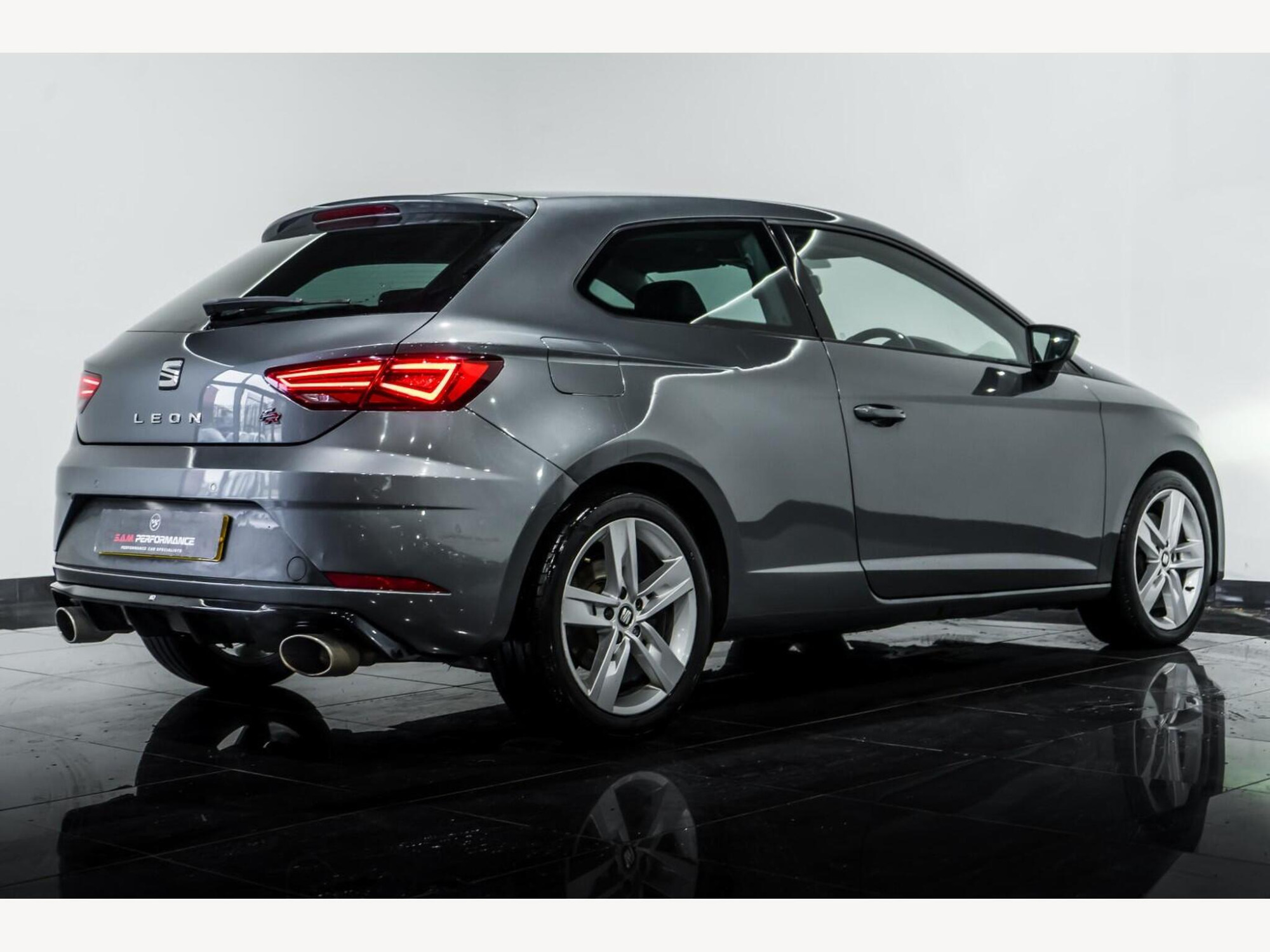 2017 SEAT LEON image 6