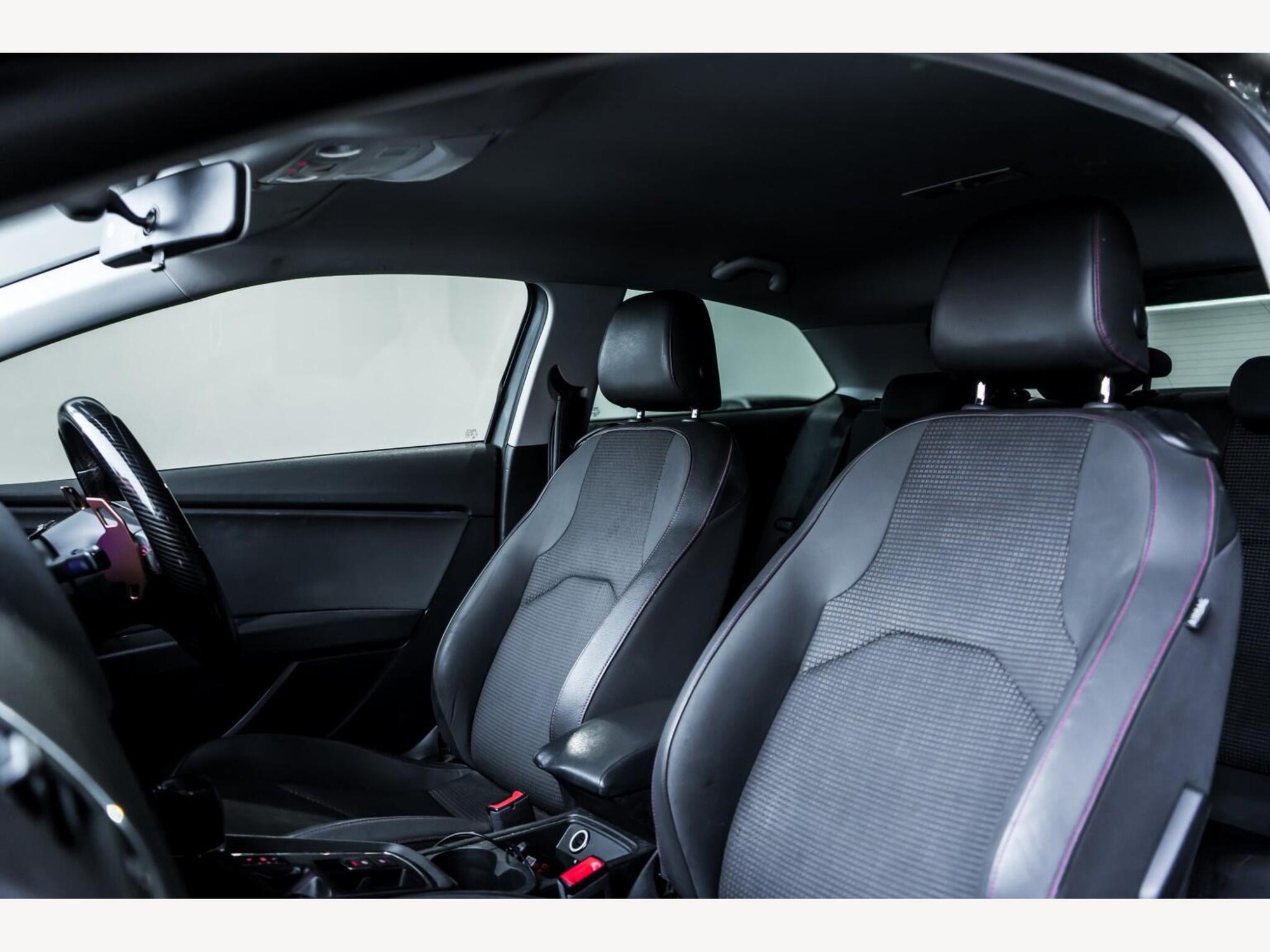 2017 SEAT LEON image 11