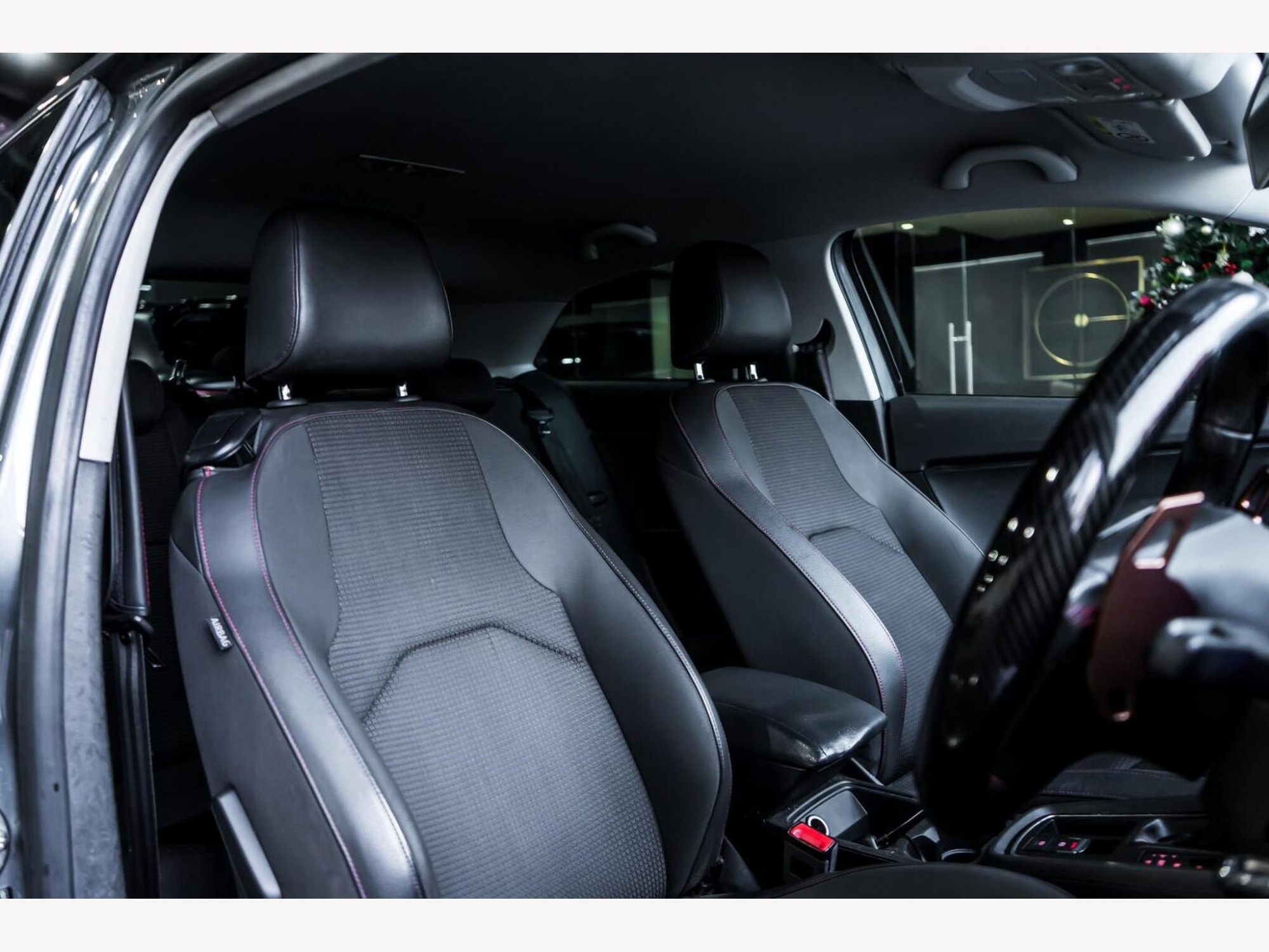 2017 SEAT LEON image 10