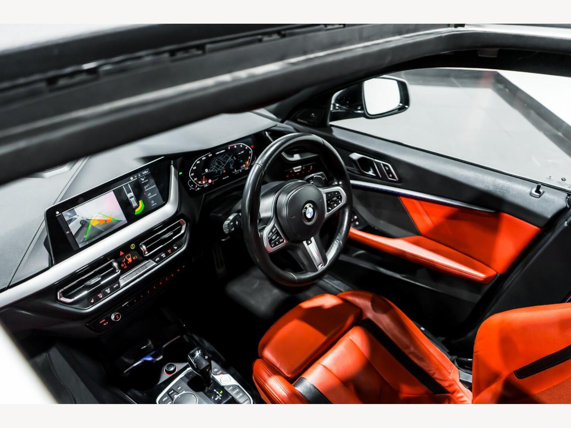2020 BMW 1 SERIES image 11