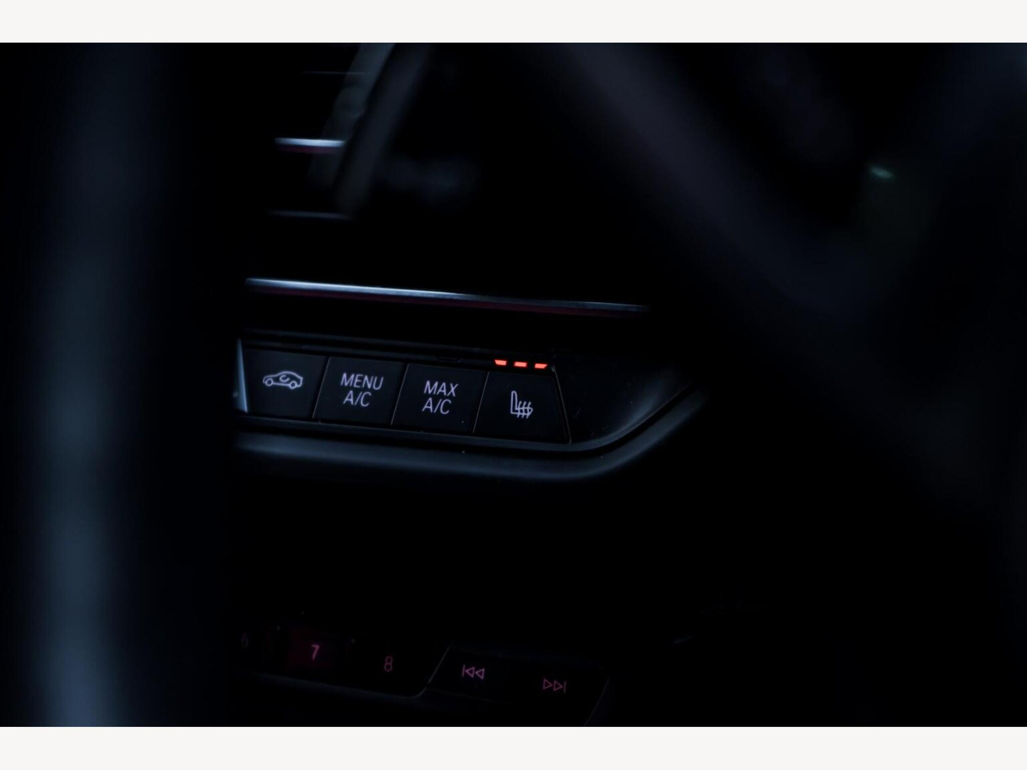 2020 BMW 1 SERIES image 20