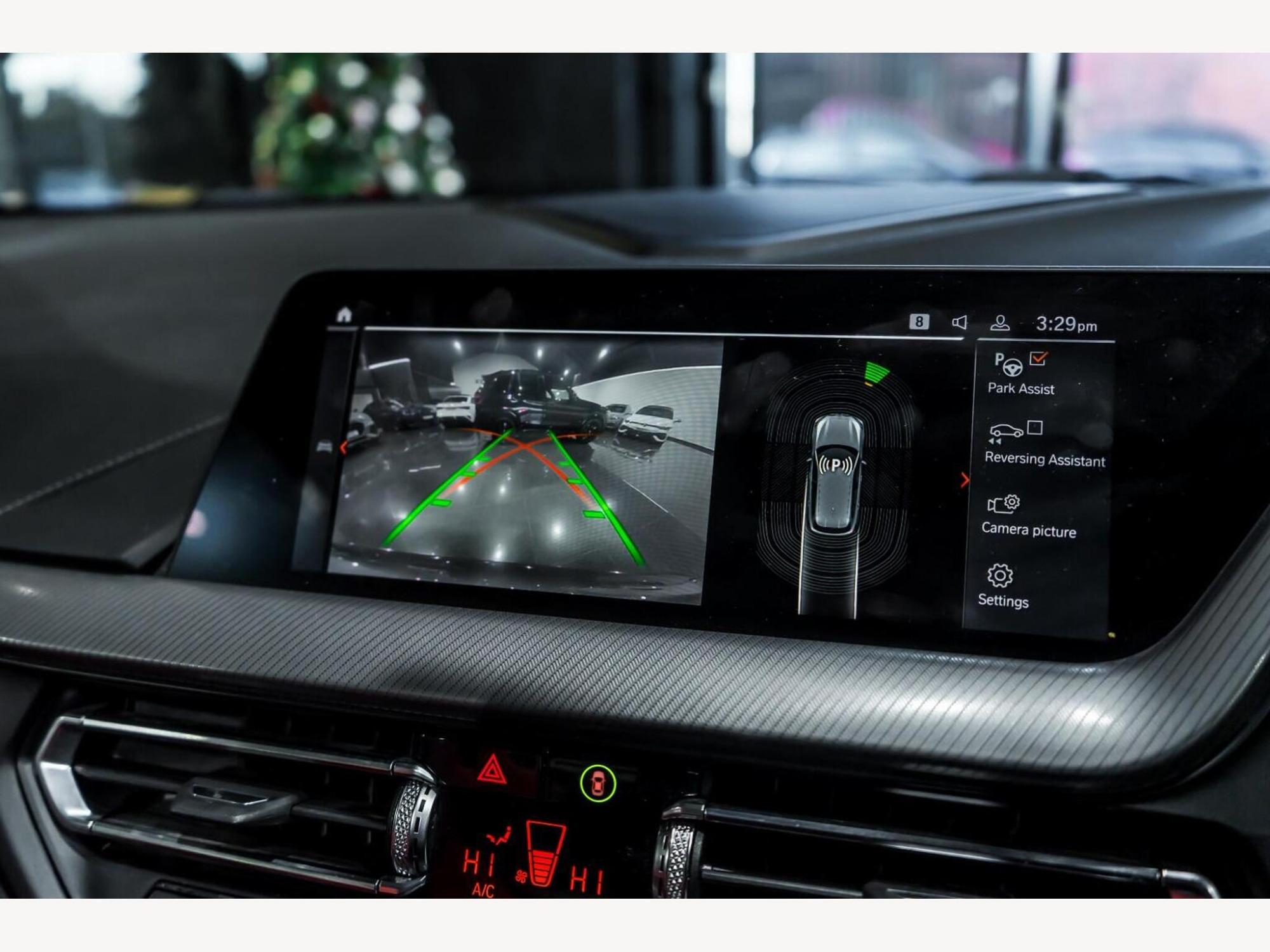 2020 BMW 1 SERIES image 19