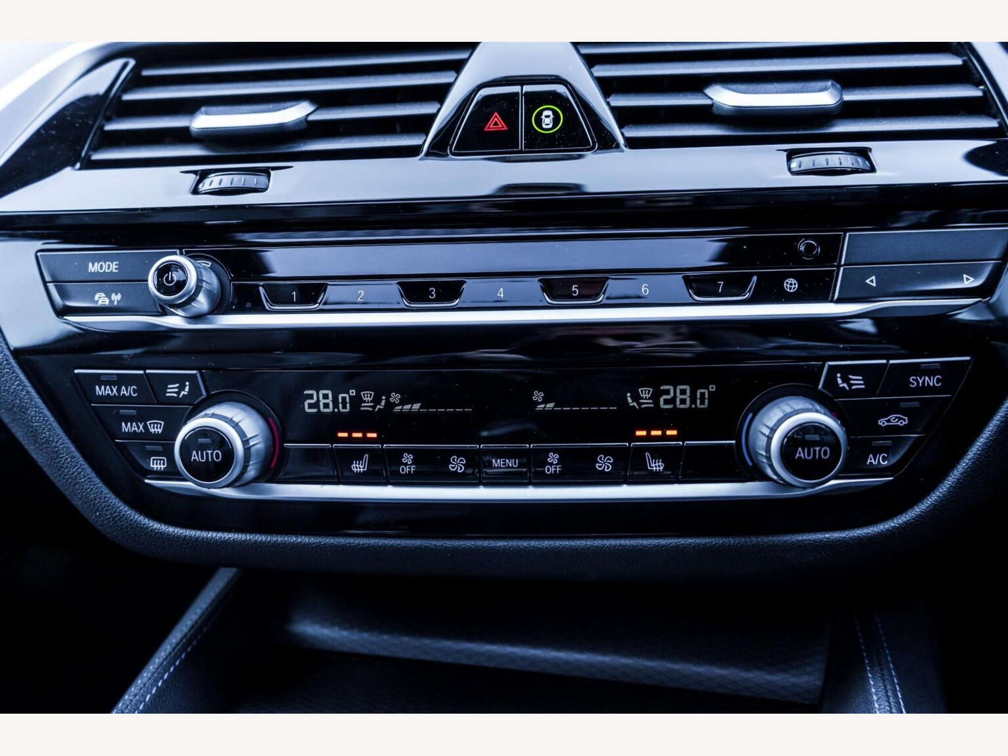 2022 BMW 5 SERIES image 17