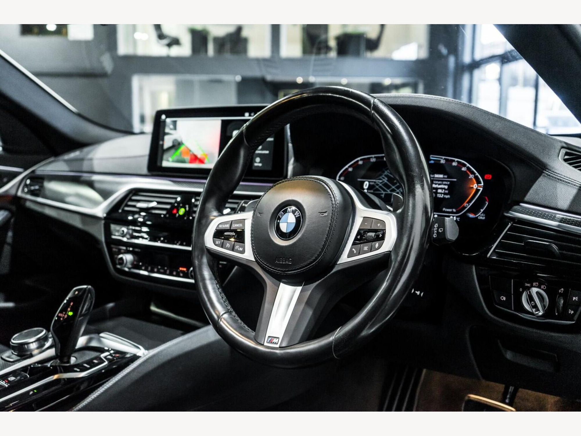 2022 BMW 5 SERIES image 9
