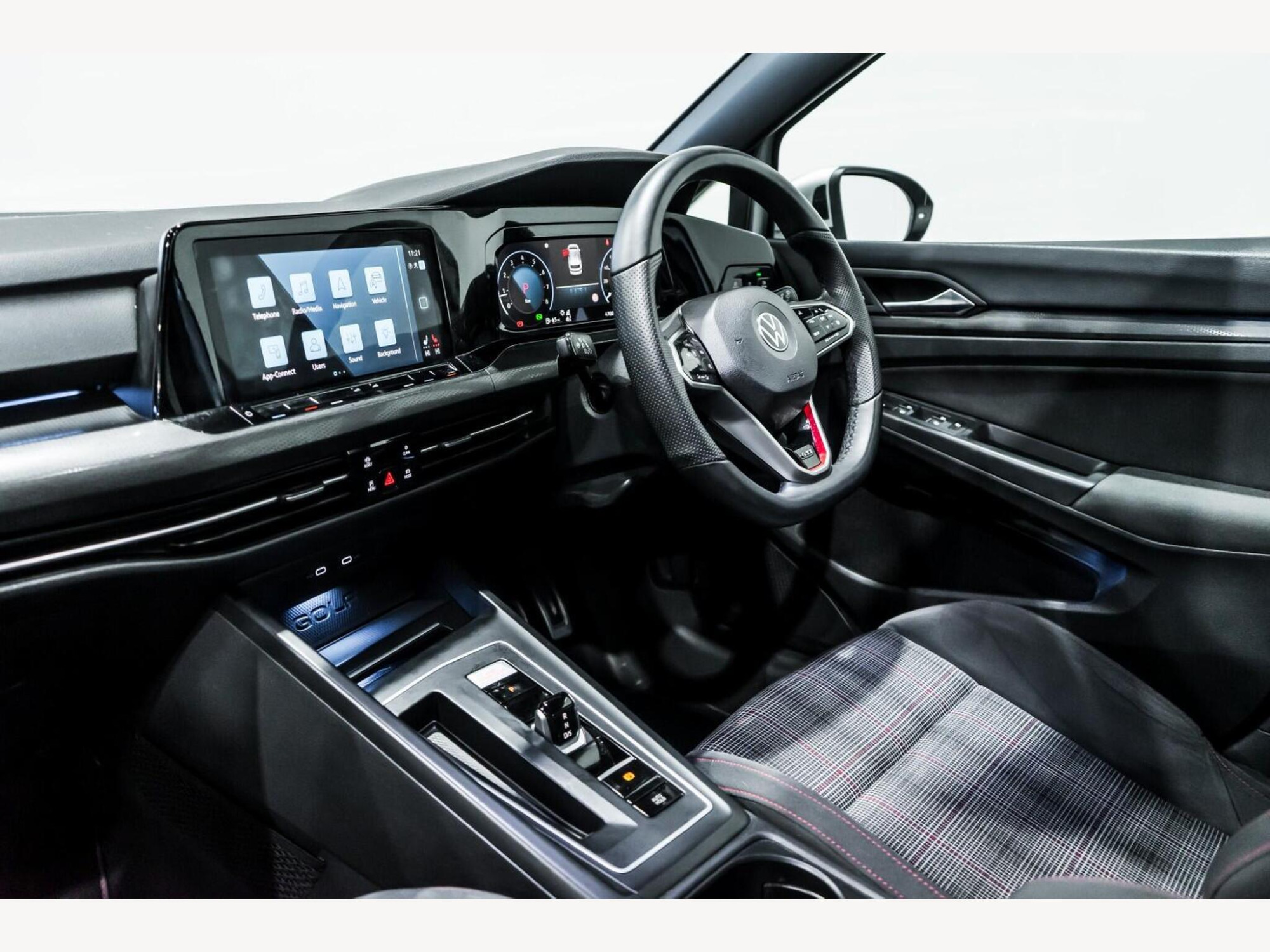 2020 Volkswagen GOLF image 15