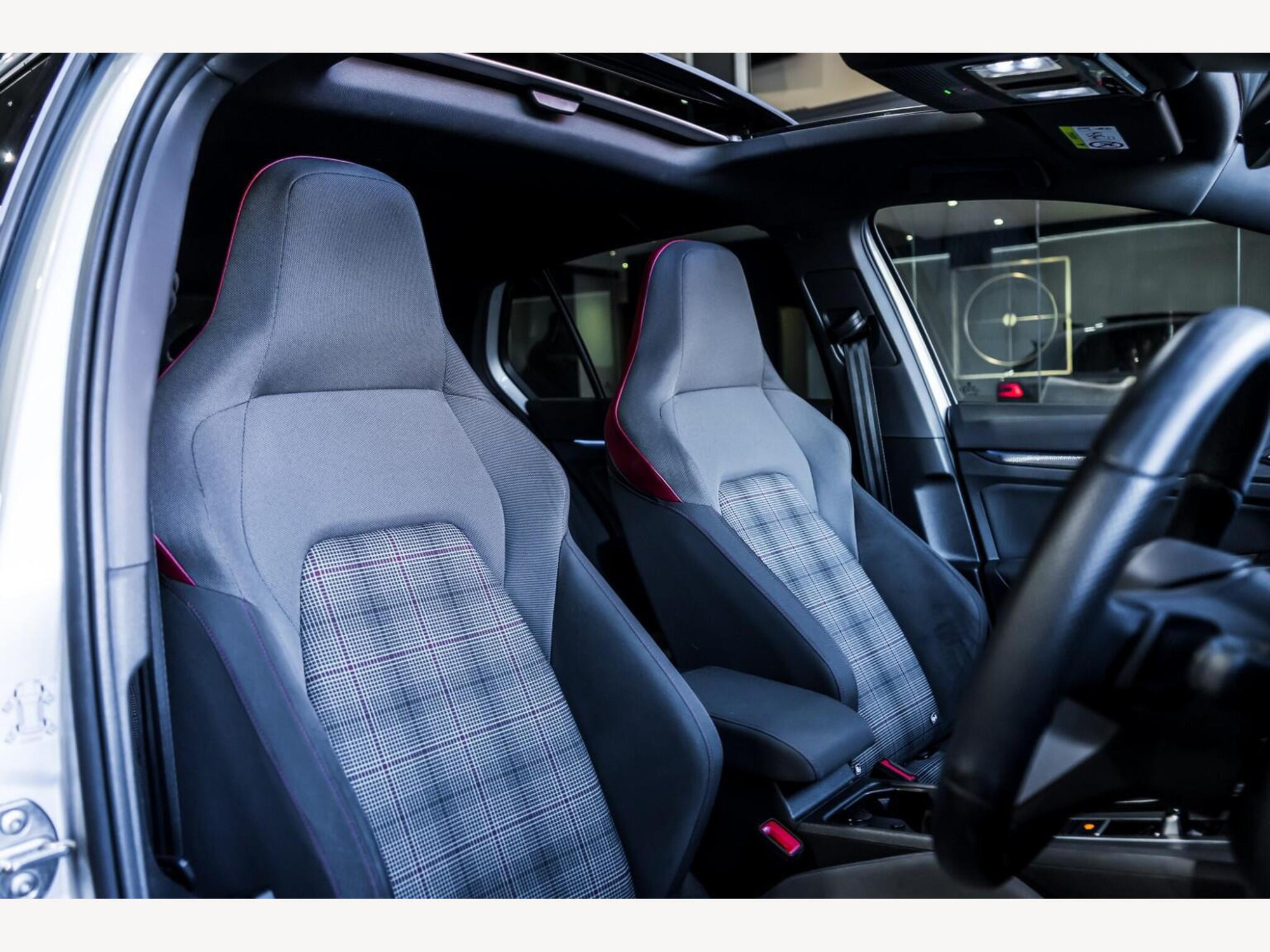 2020 Volkswagen GOLF image 12