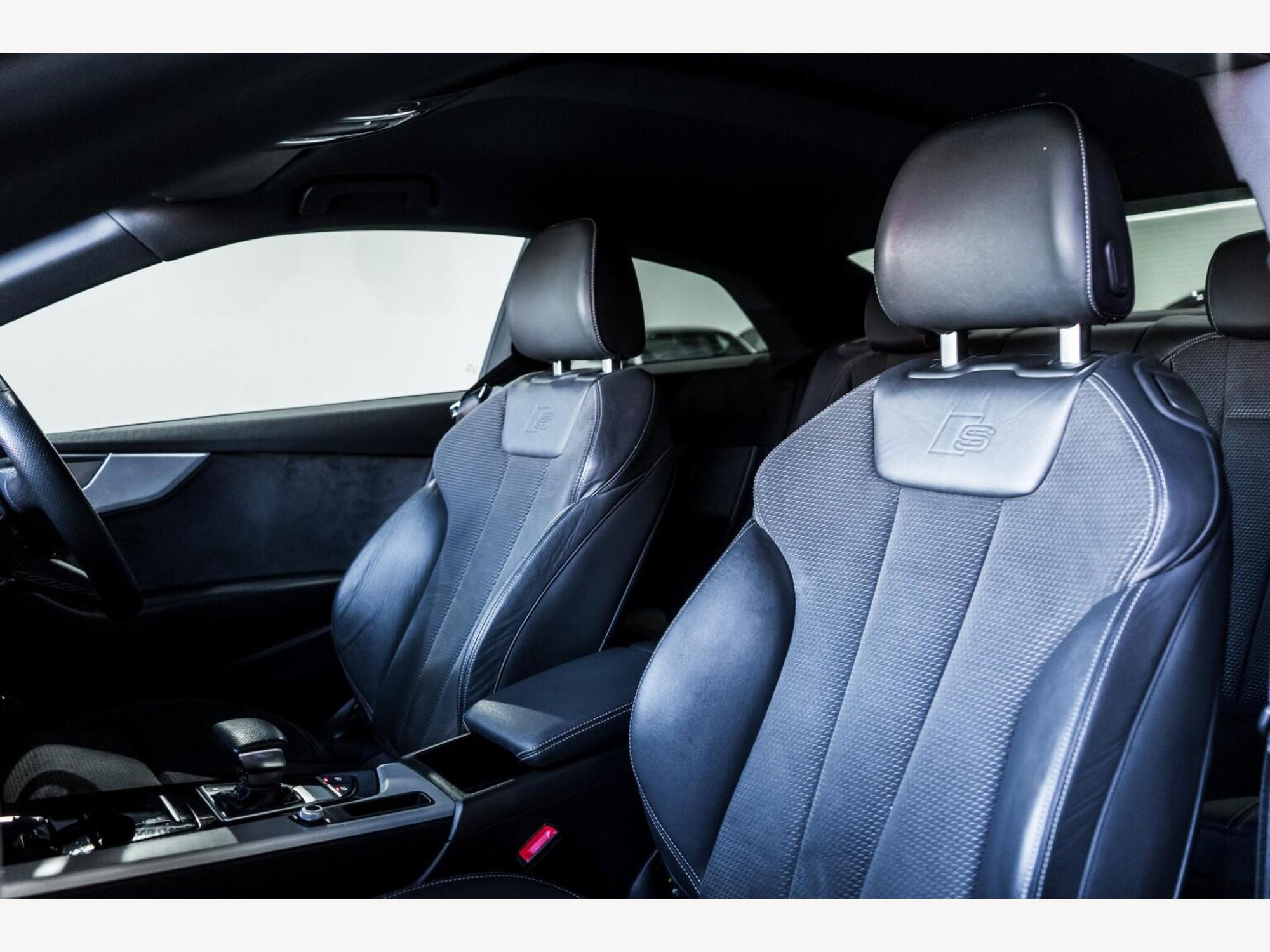 2021 Audi A5 image 12