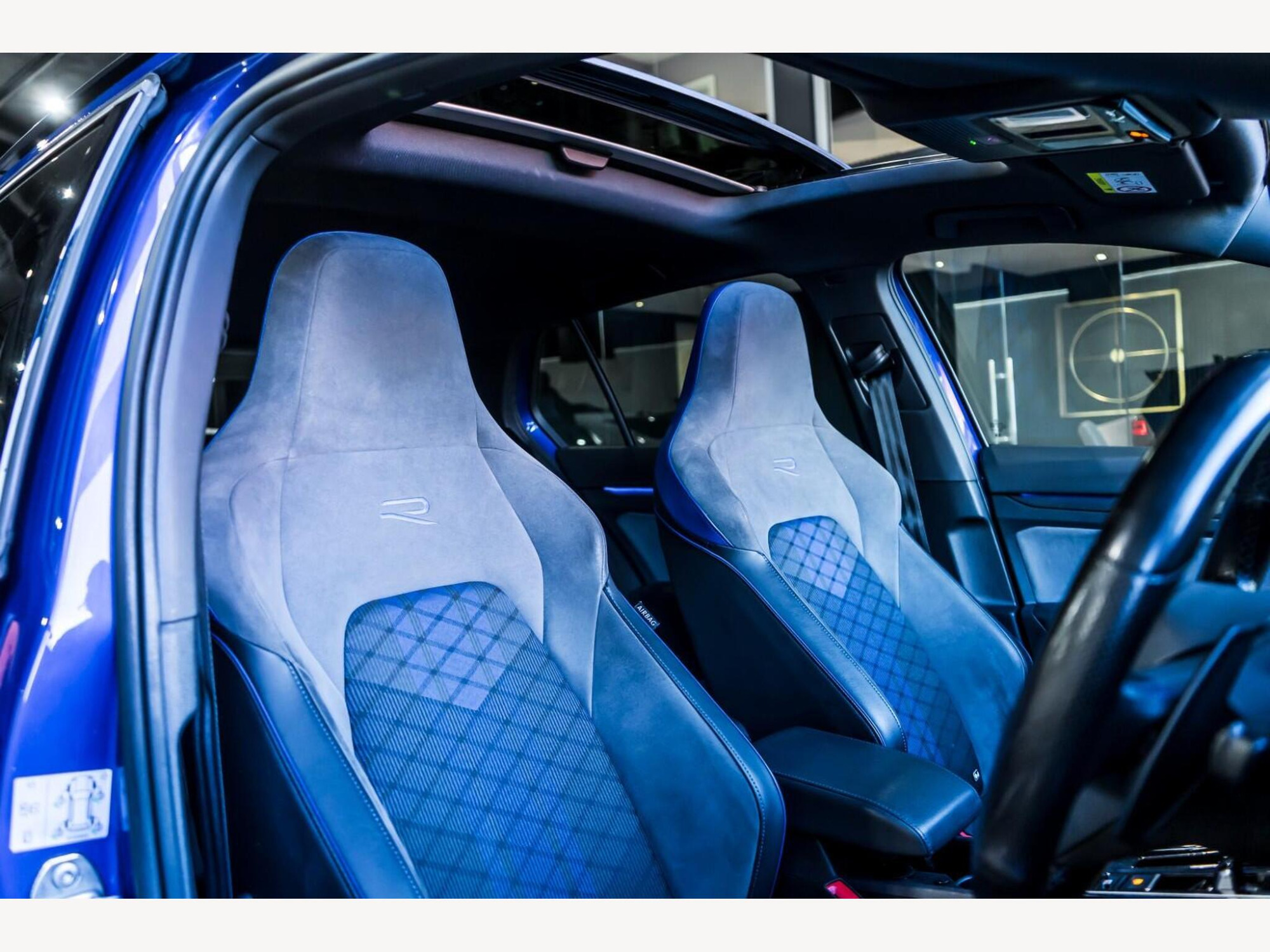 2023 Volkswagen GOLF image 15