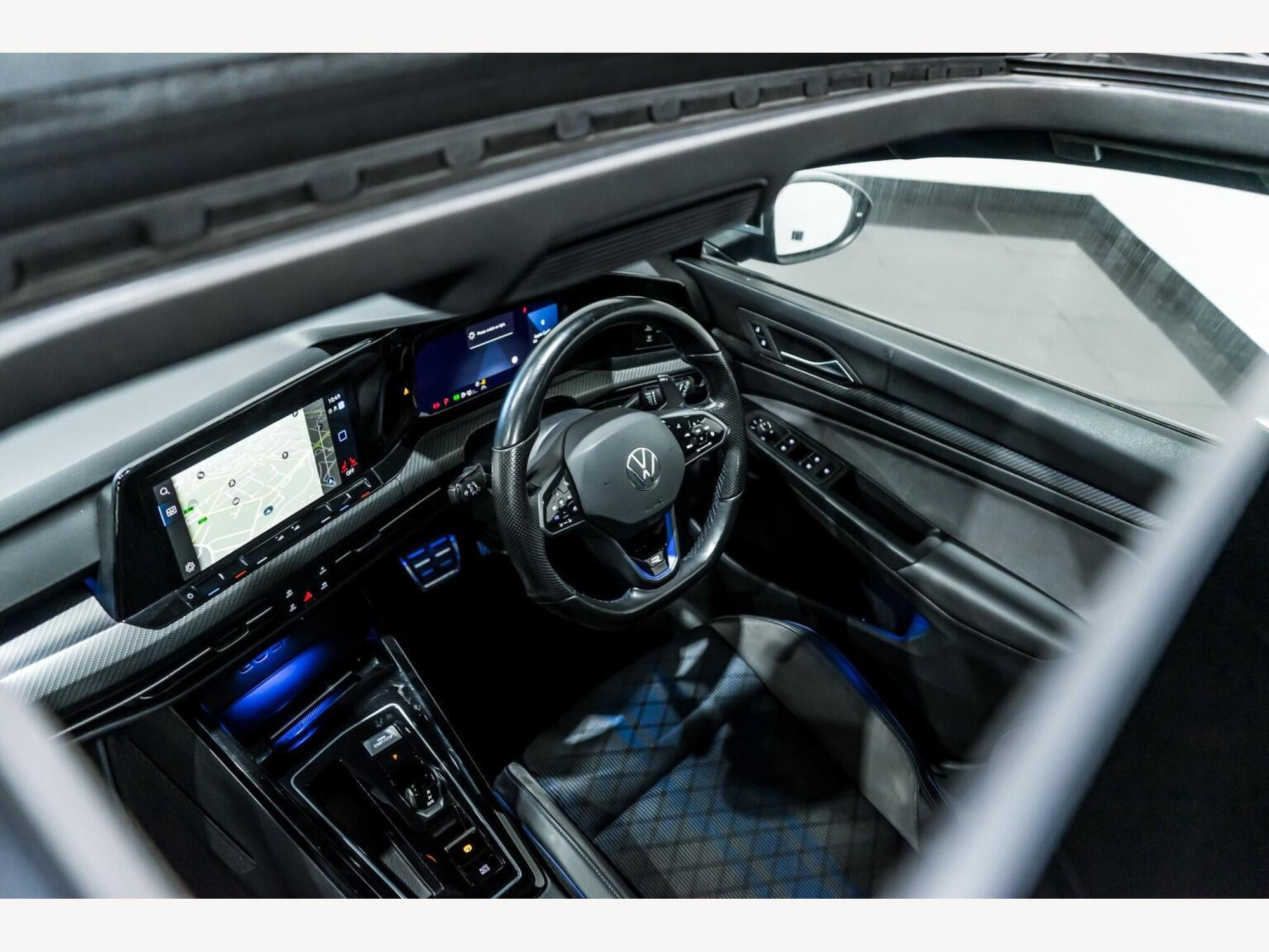 2023 Volkswagen GOLF image 11