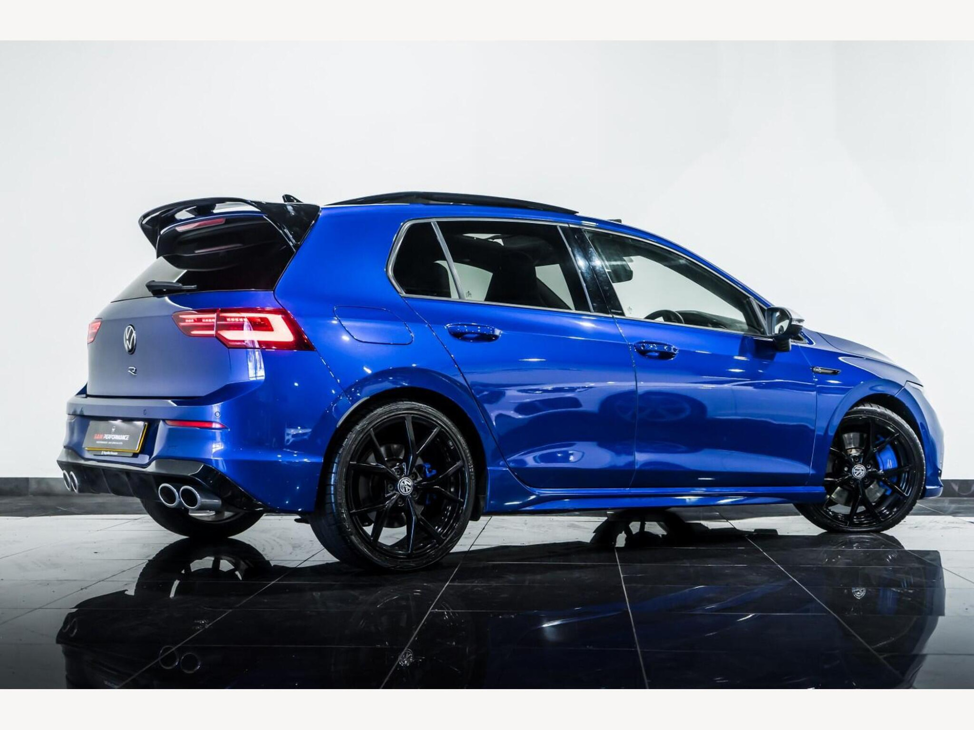 2023 Volkswagen GOLF image 3