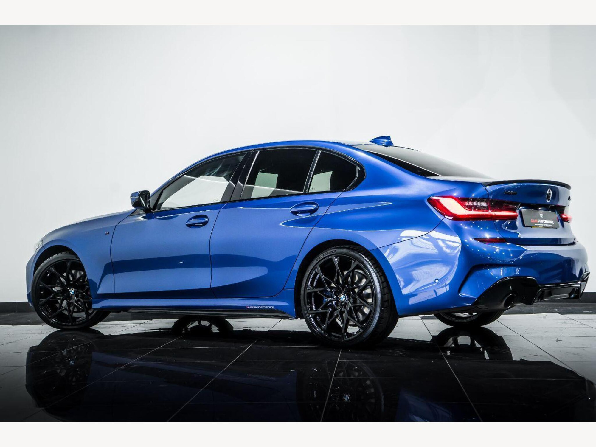 2019 BMW 3 SERIES image 4