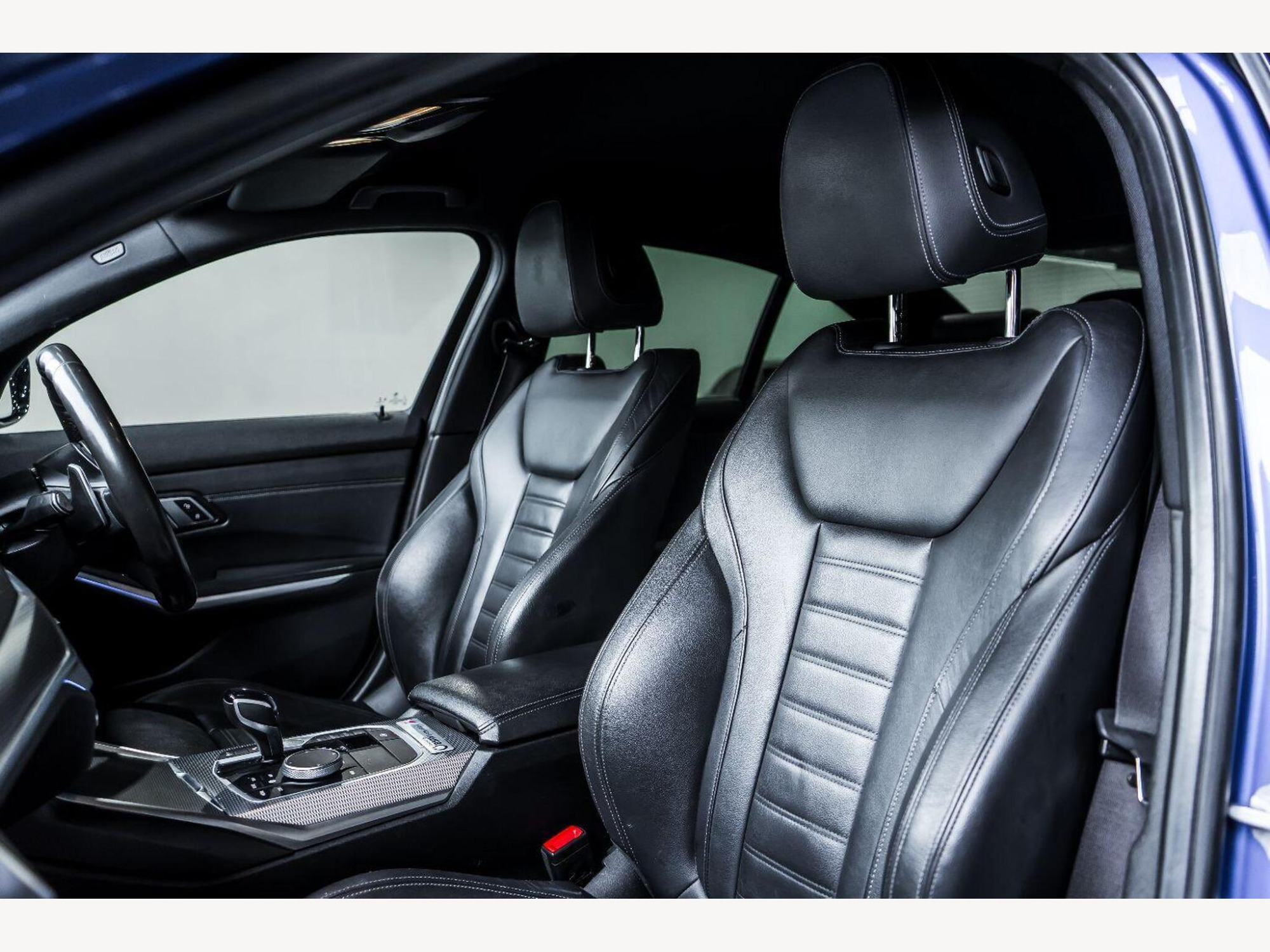 2019 BMW 3 SERIES image 12