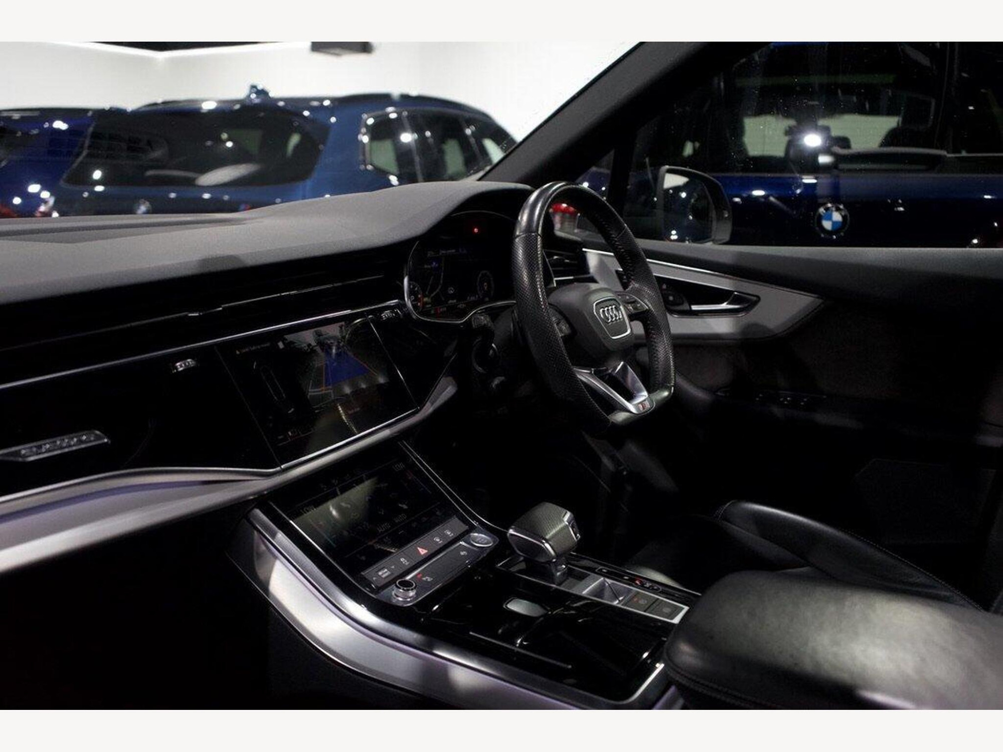 2020 Audi Q7 image 14