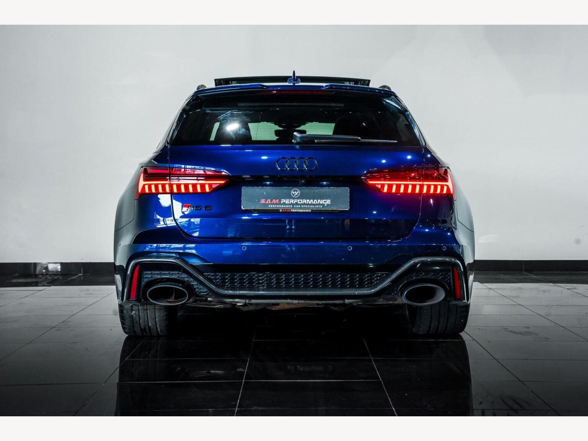 2020 Audi RS6 image 8