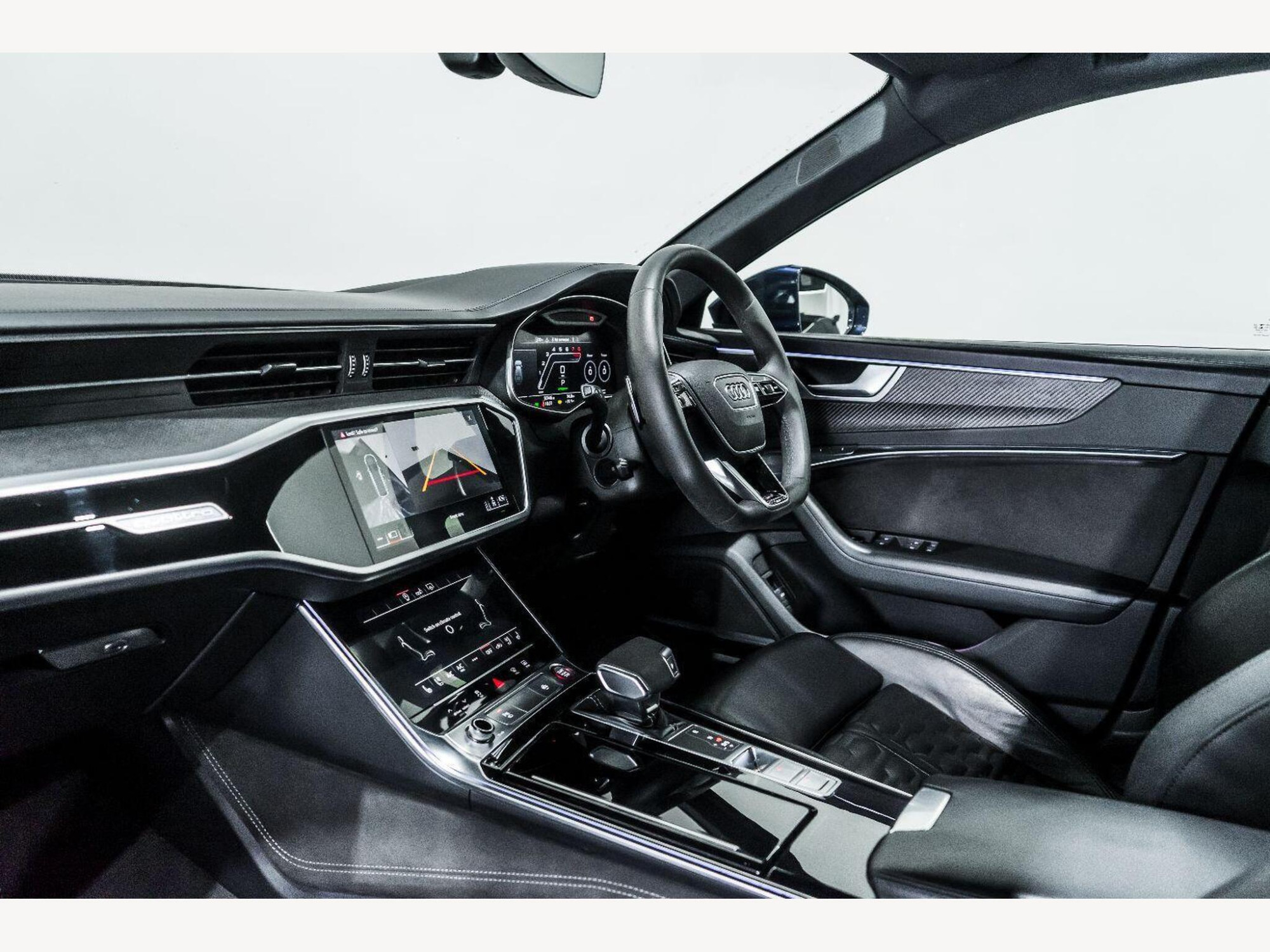 2020 Audi RS6 image 14