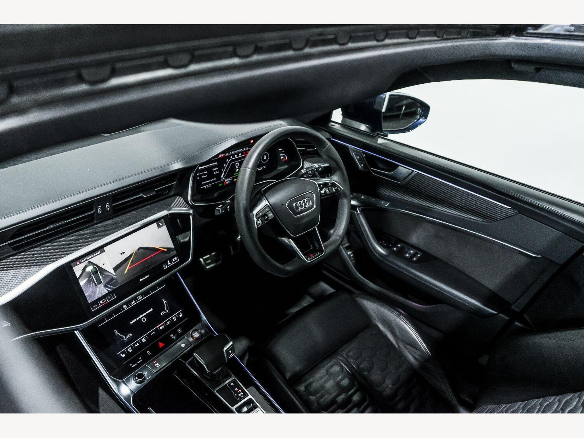 2020 Audi RS6 image 15