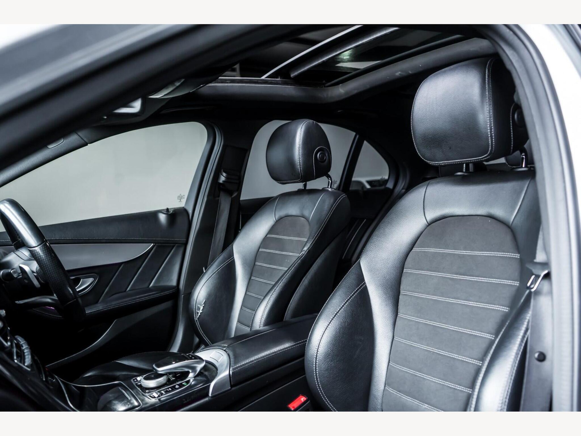 2018 Mercedes-Benz C CLASS image 11