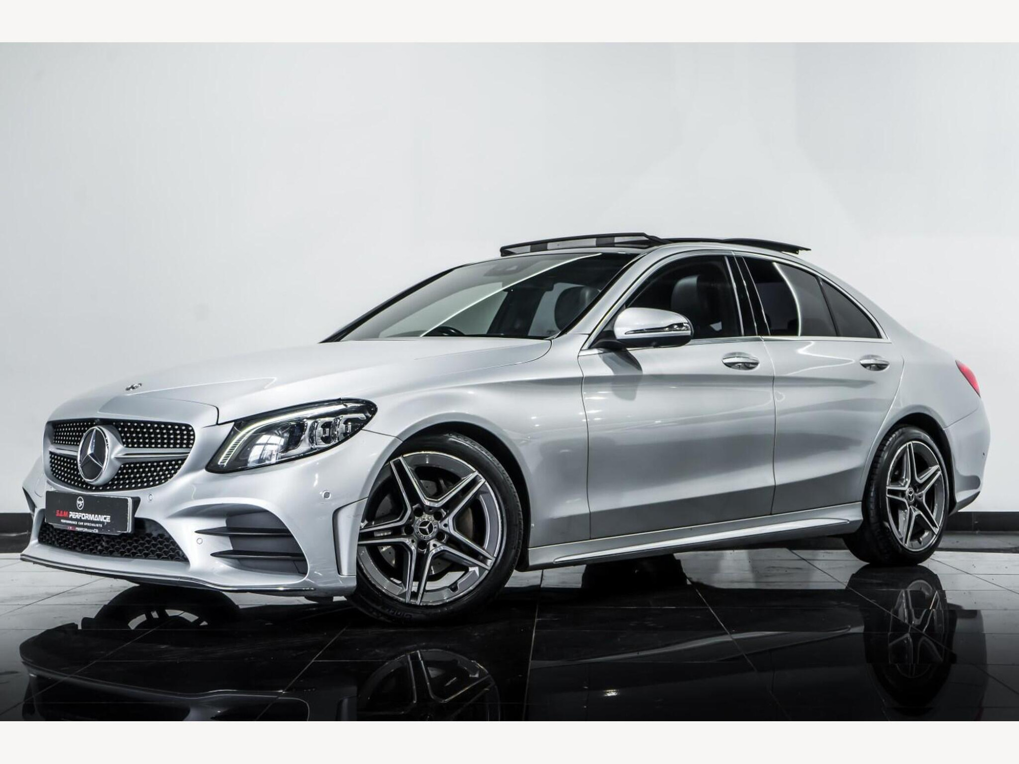 2018 Mercedes-Benz C CLASS image 2