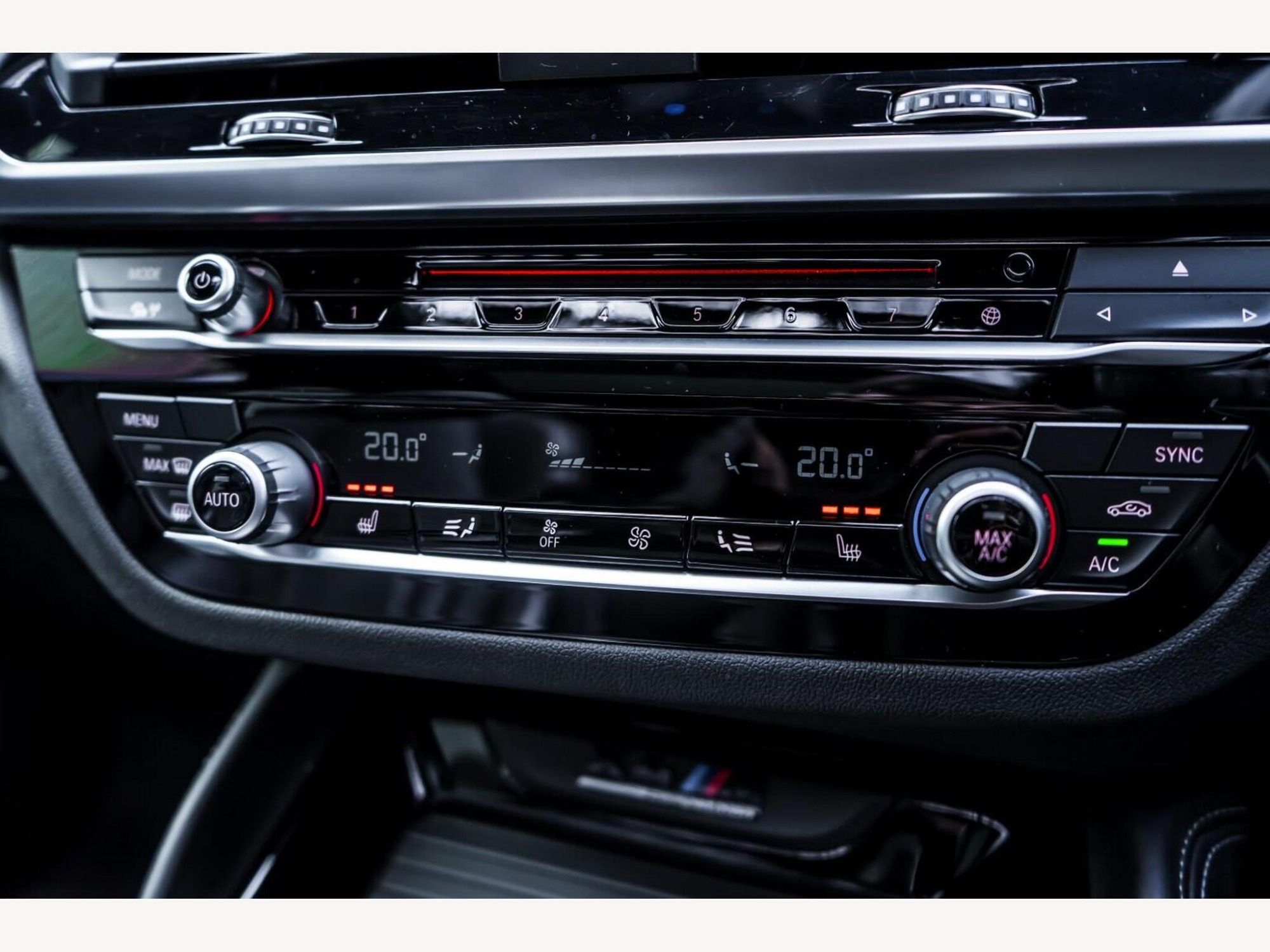 2020 BMW X4 M image 18