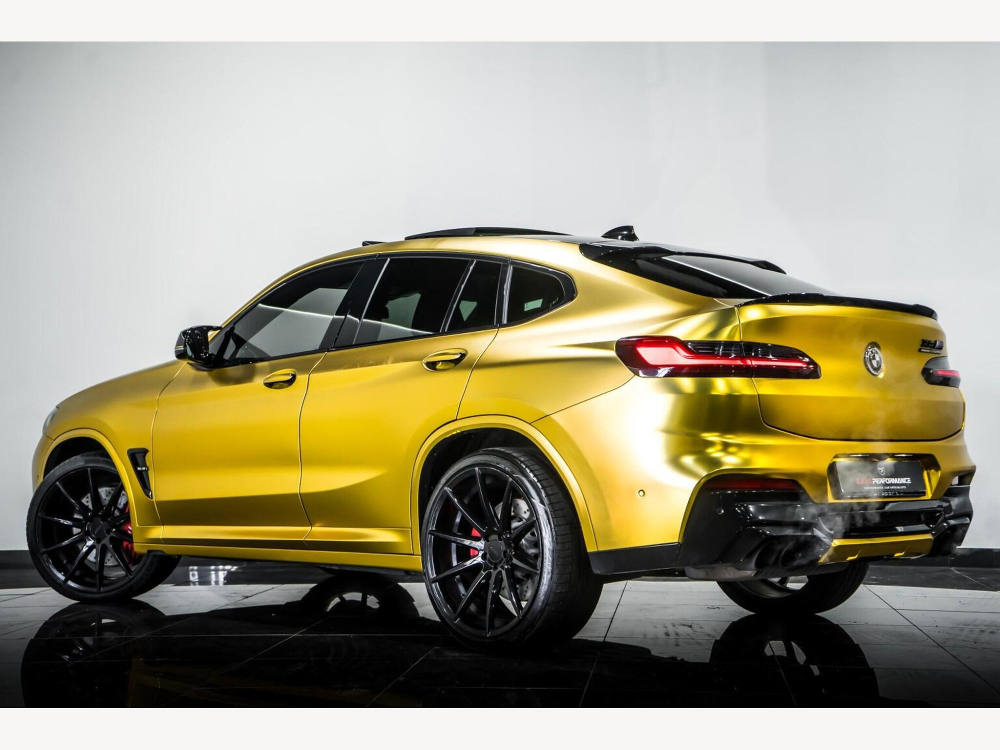 2020 BMW X4 M image 4