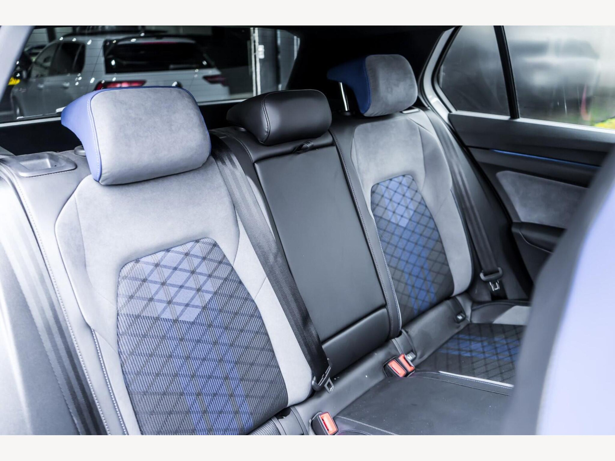 2025 Volkswagen GOLF image 10