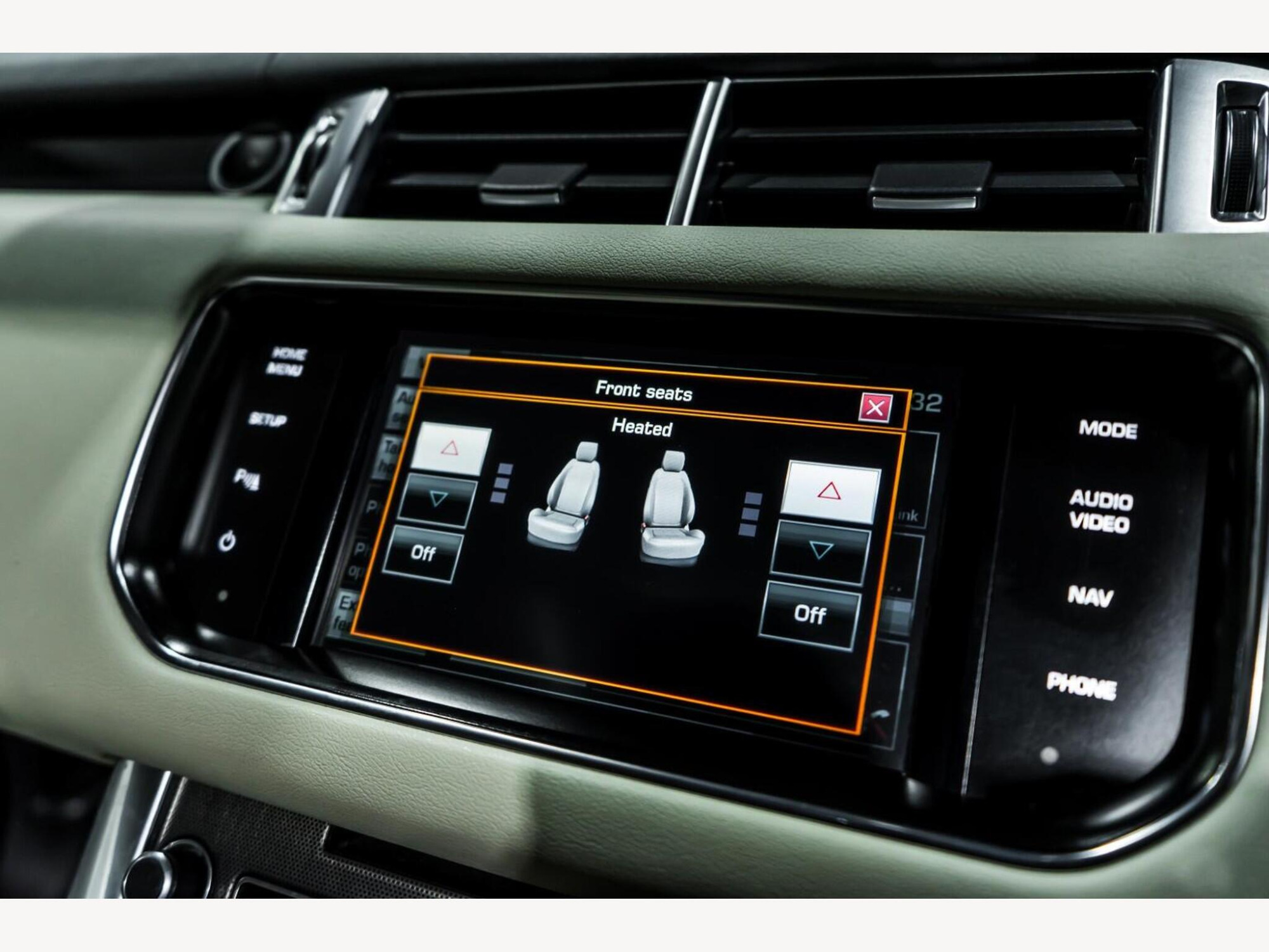 2015 Land Rover RANGE ROVER SPORT image 18