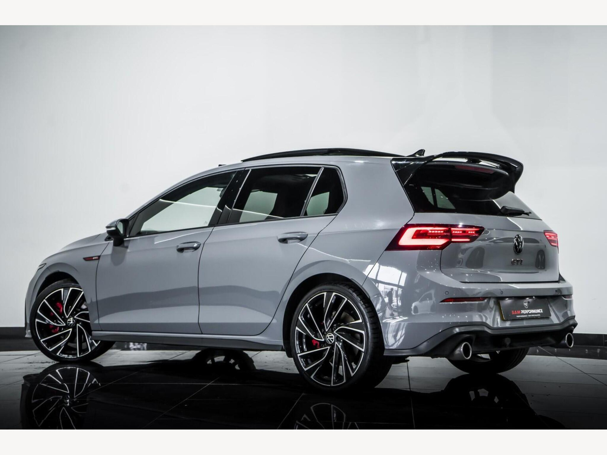 2020 Volkswagen GOLF image 4