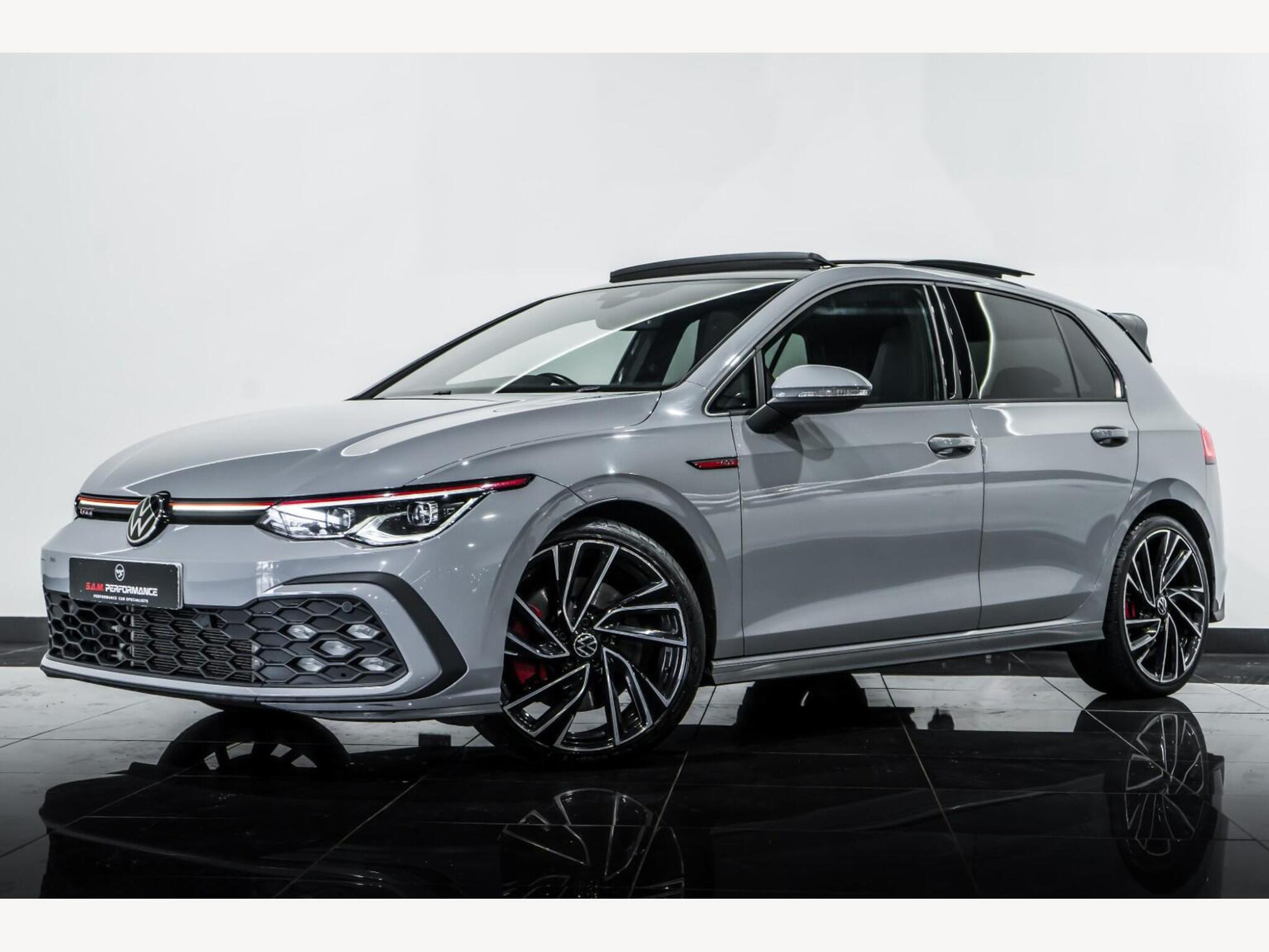 2020 Volkswagen GOLF image 2