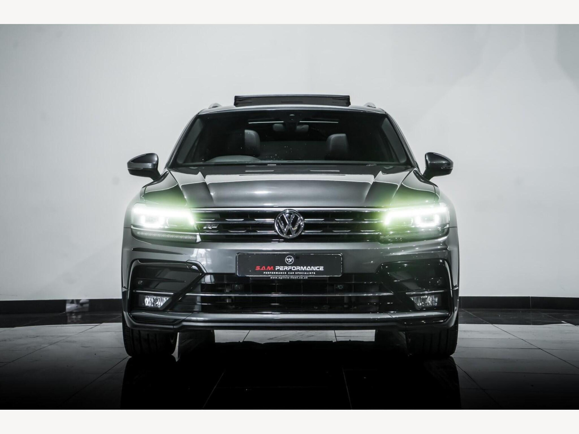 2018 Volkswagen TIGUAN image 7