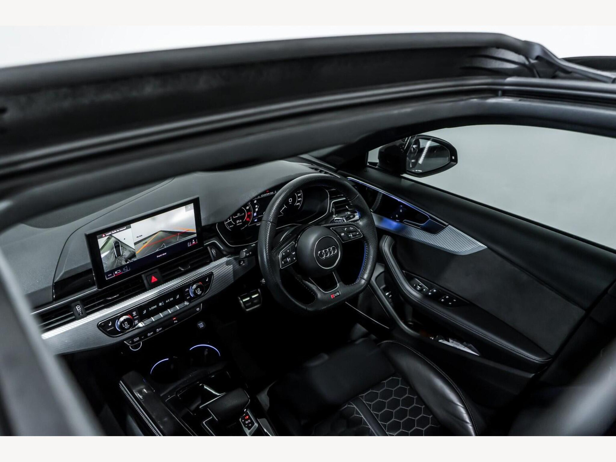 2020 Audi RS4 AVANT image 16