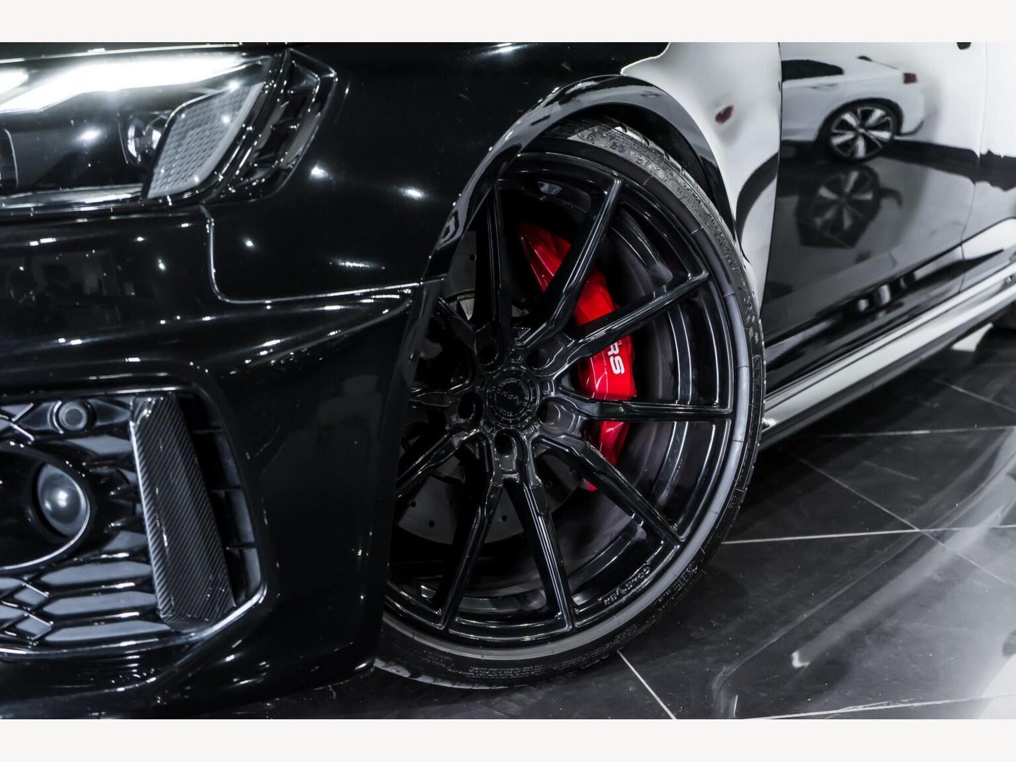 2020 Audi RS4 AVANT image 10