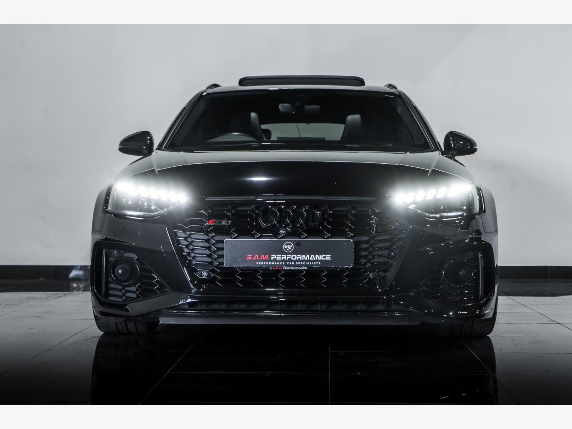2020 Audi RS4 AVANT image 7