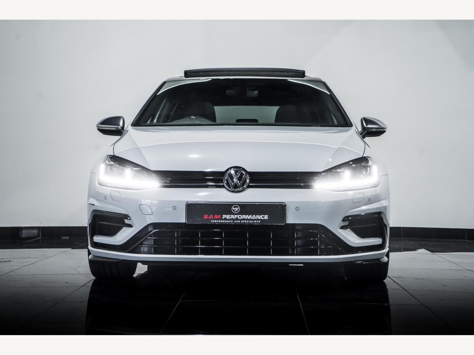 2019 Volkswagen GOLF image 6