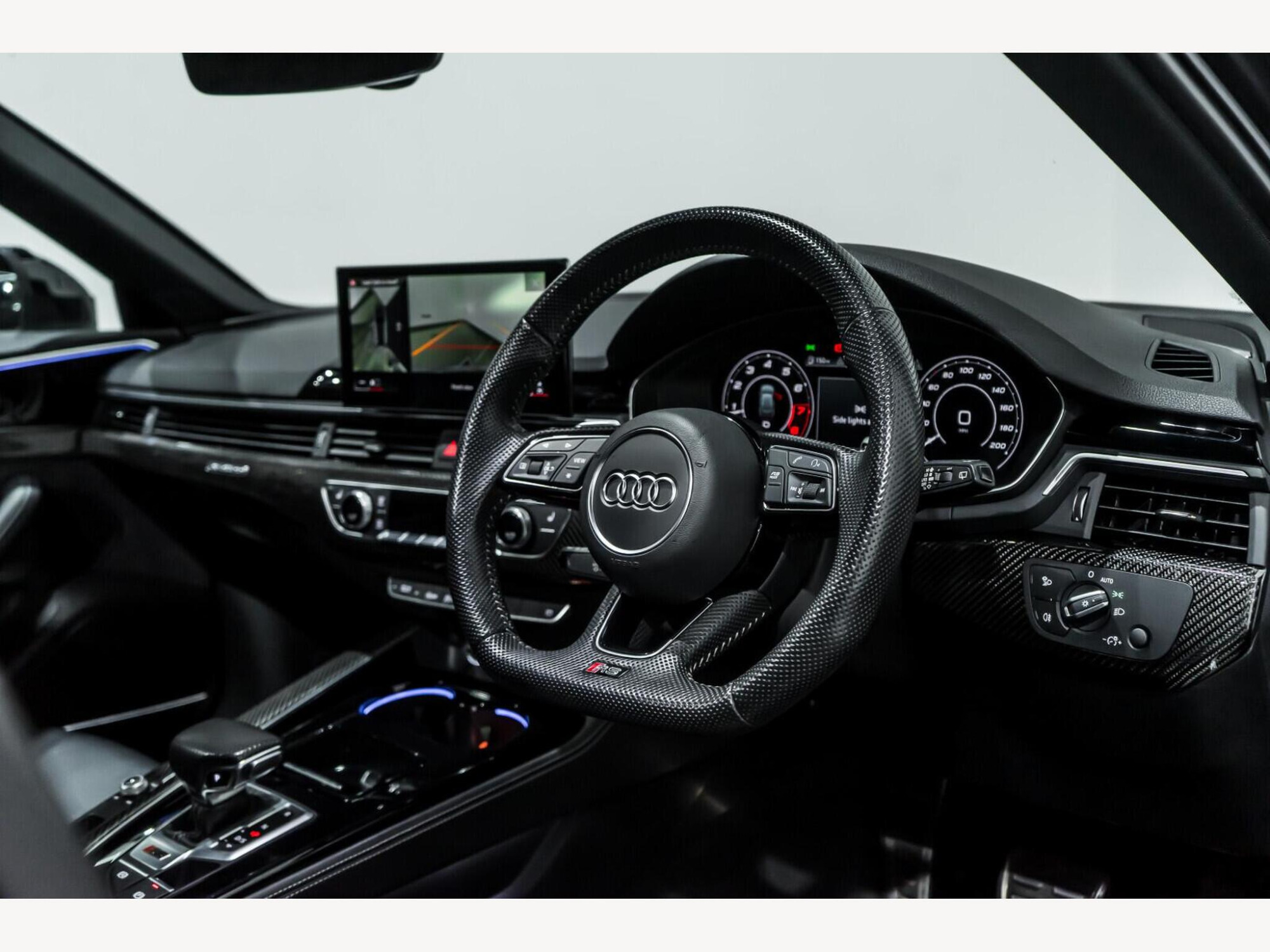 2020 Audi RS4 Avant image 11
