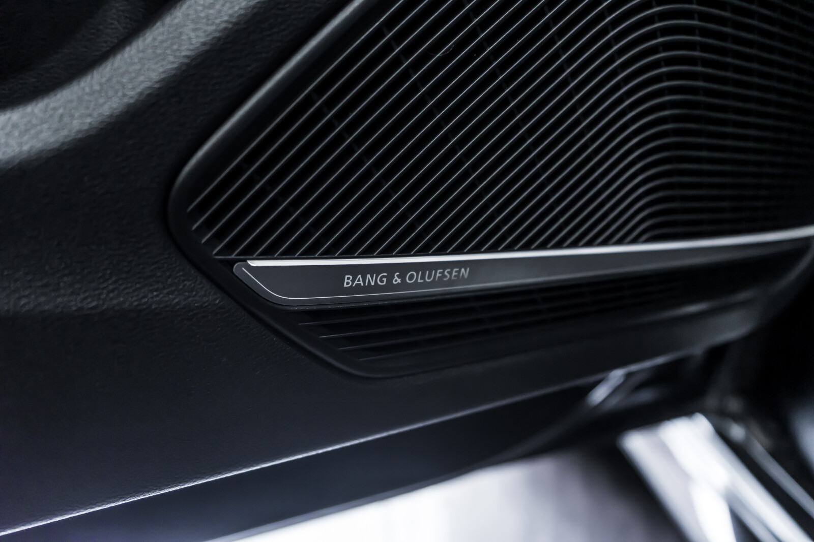 2020 Audi RS4 Avant image 18