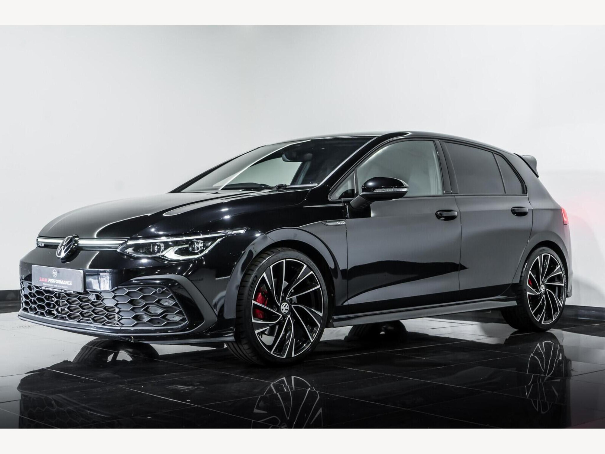 2021 Volkswagen Golf image 5