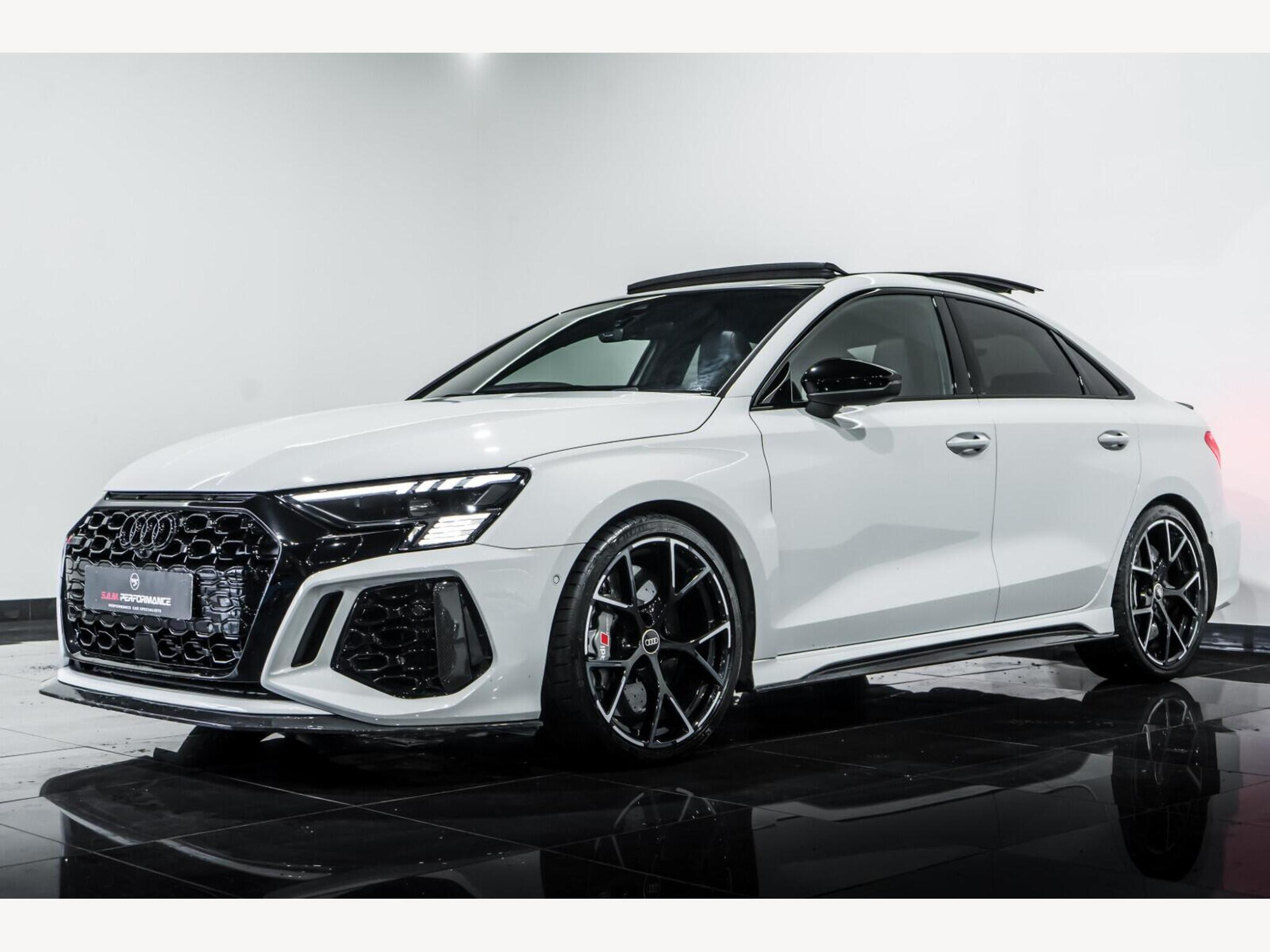 2022 Audi RS3 image 6
